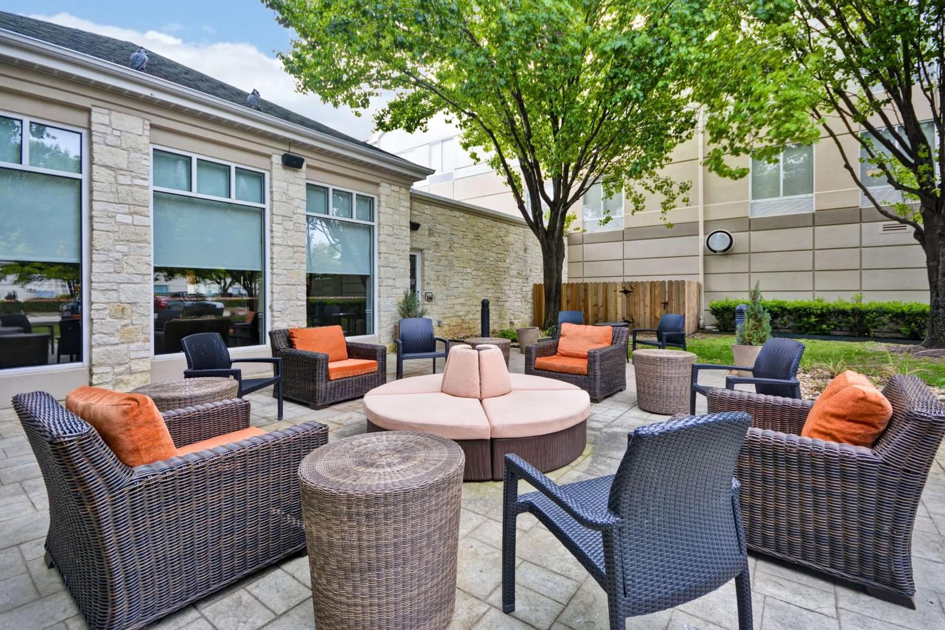 Hilton Garden Inn Austin Round Rock interior in Round Rock, TX — gallery photo 2