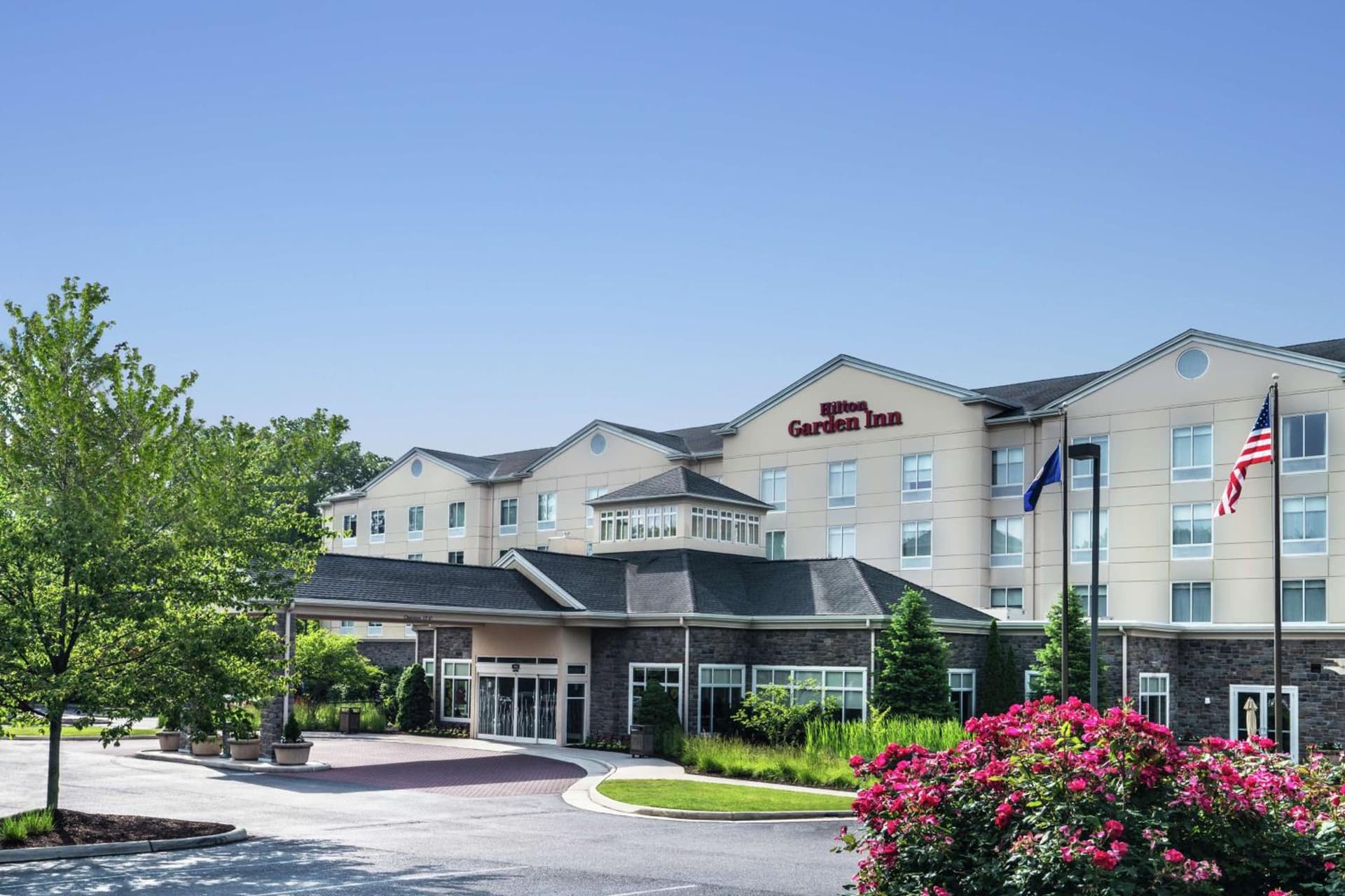 Hilton Garden Inn Blacksburg University featured exterior or lobby in Blacksburg, VA — similar hotel