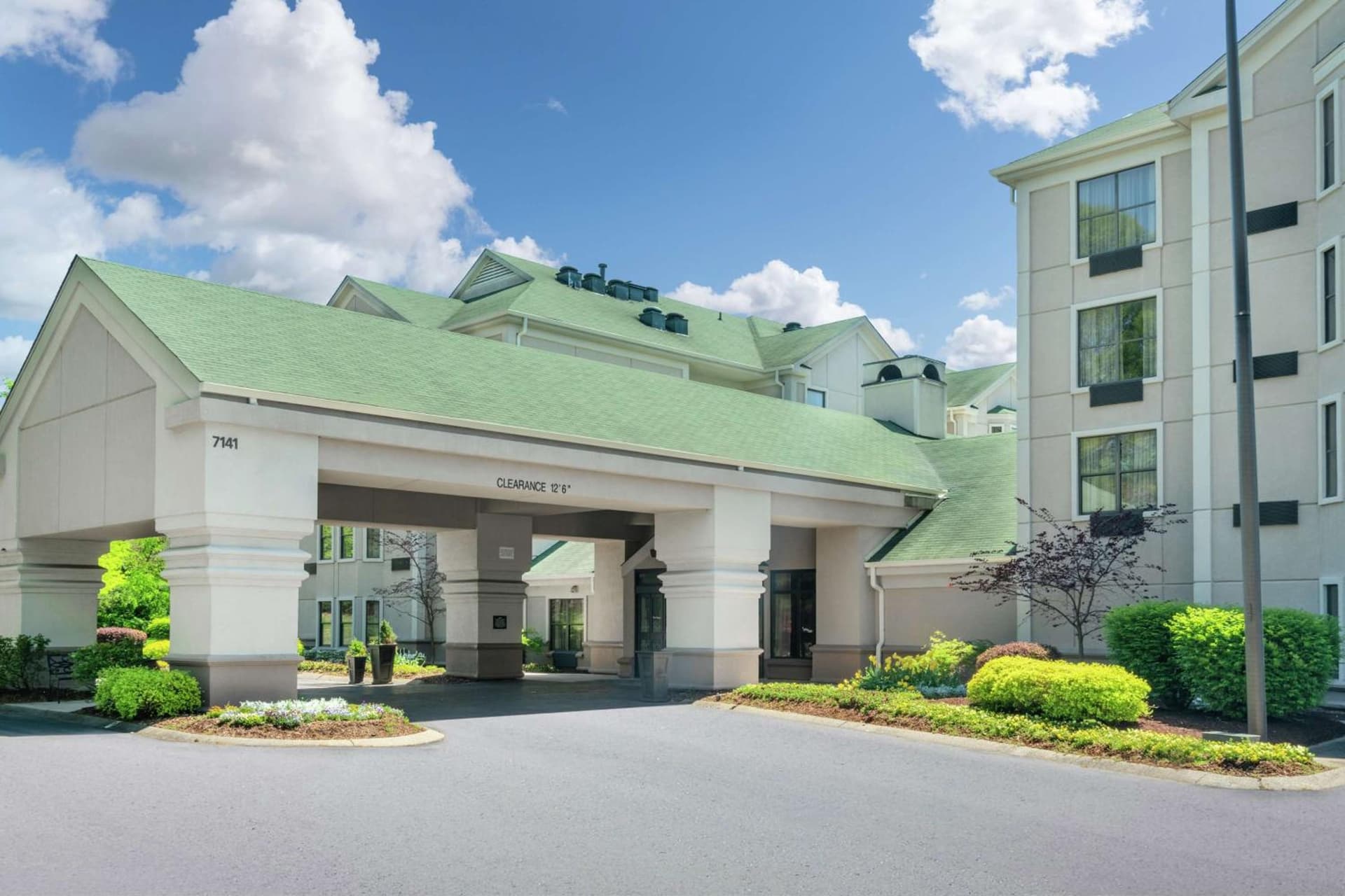 Hampton Inn & Suites Nashville Franklin featured exterior or lobby in Franklin, TN — similar hotel