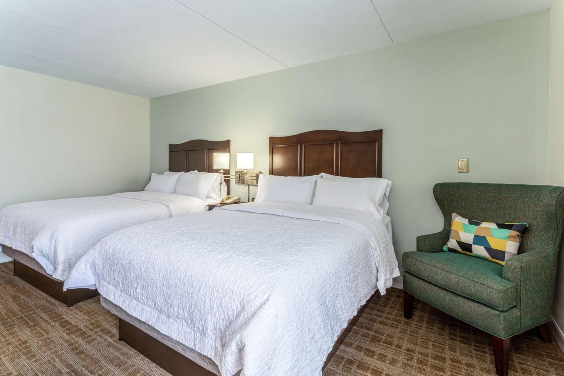 Hampton Inn Boston/Peabody property views in Peabody, MA — gallery photo 3