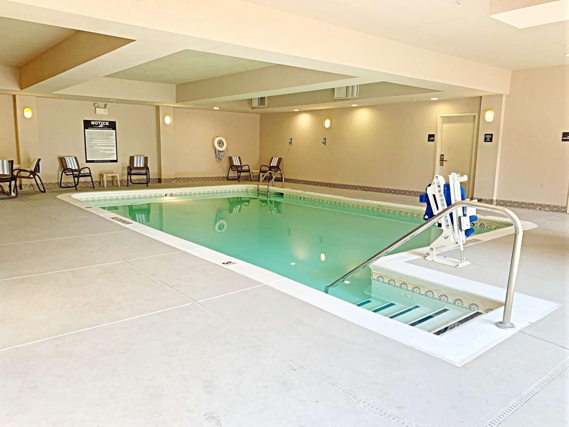 Hampton Inn Champaign/Urbana gallery photo in Urbana, IL — image 39