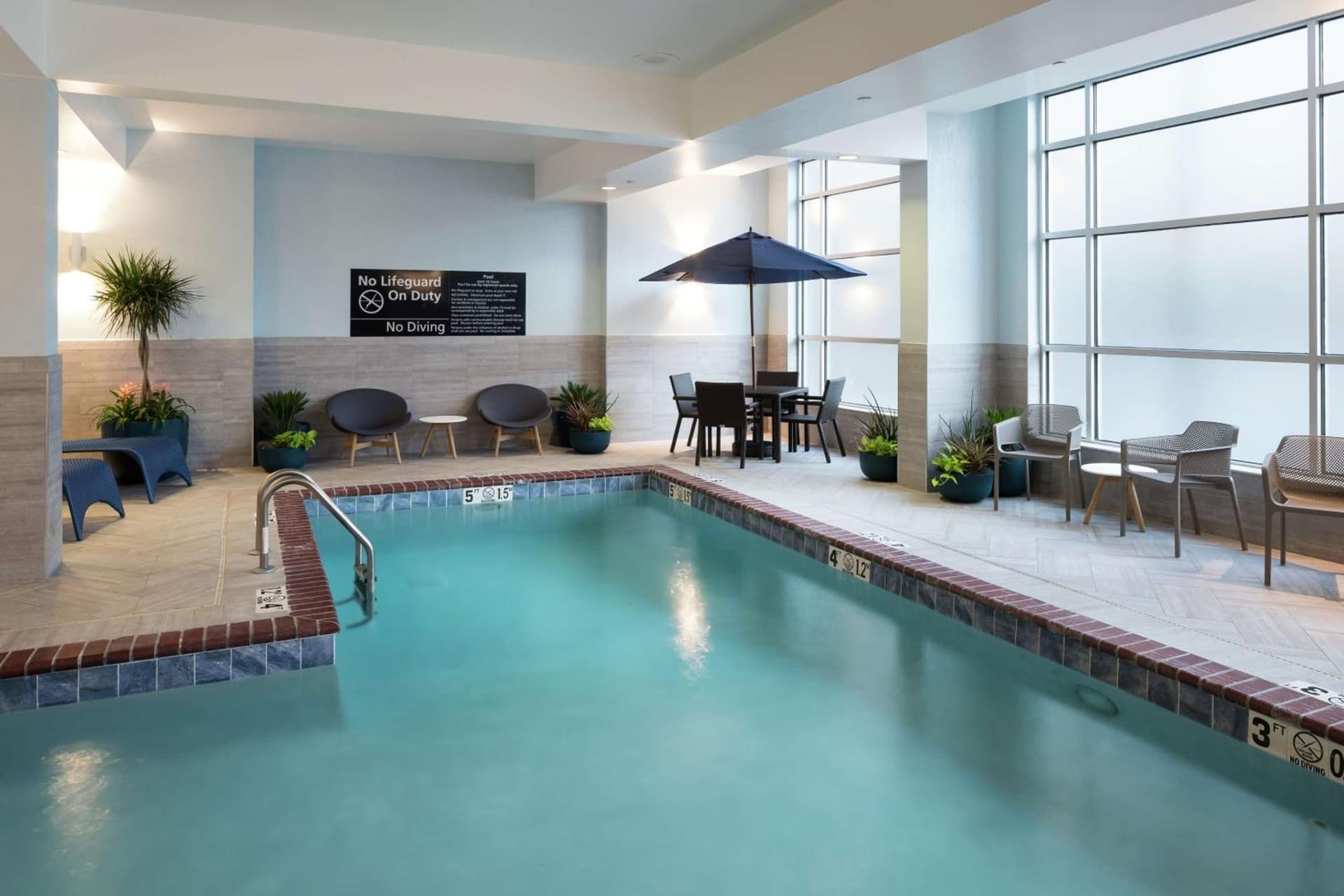 Hampton Inn & Suites Memphis-Beale Street gallery photo in Memphis, TN — image 42
