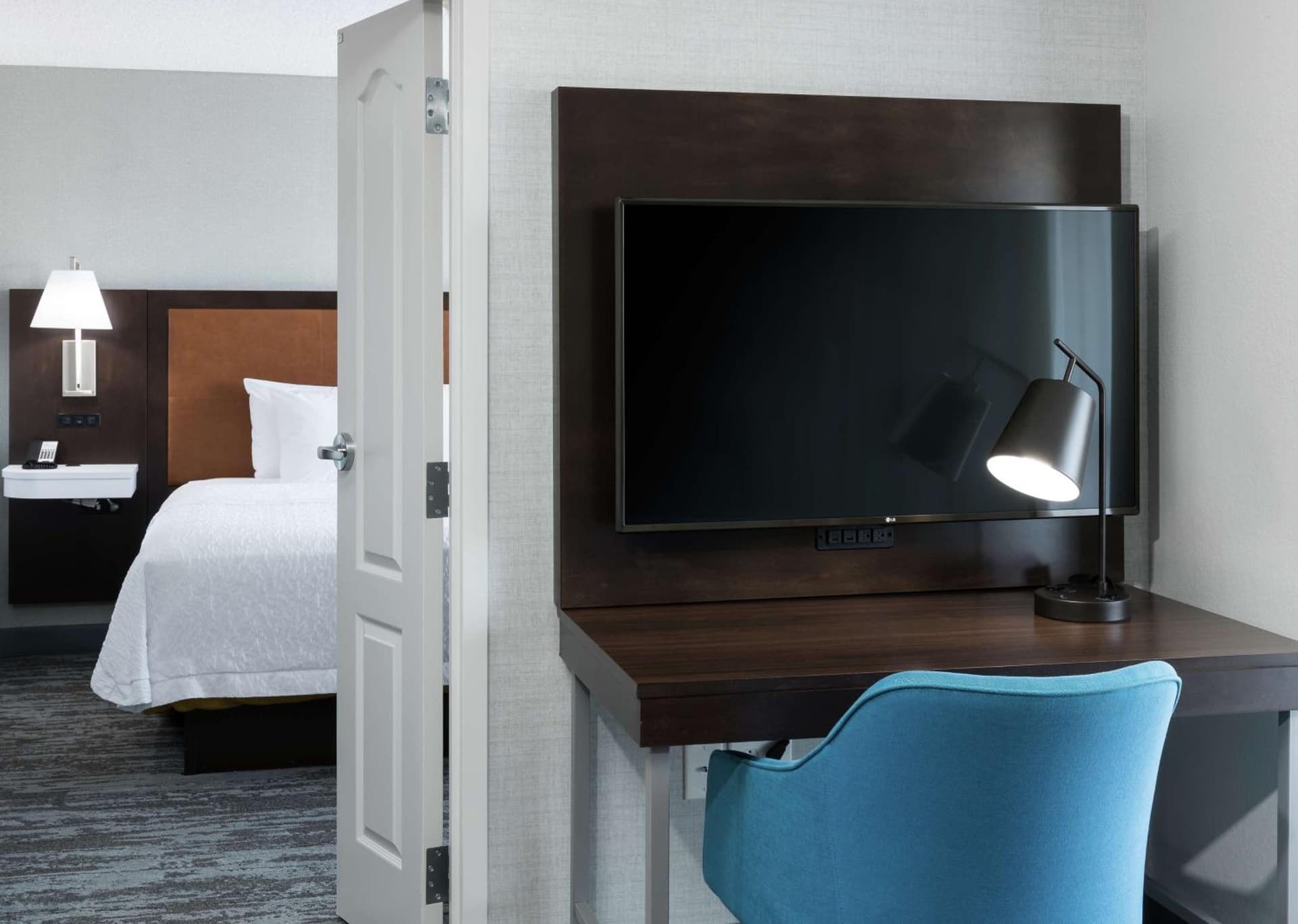 Hampton Inn & Suites Memphis-Beale Street gallery photo in Memphis, TN — image 4