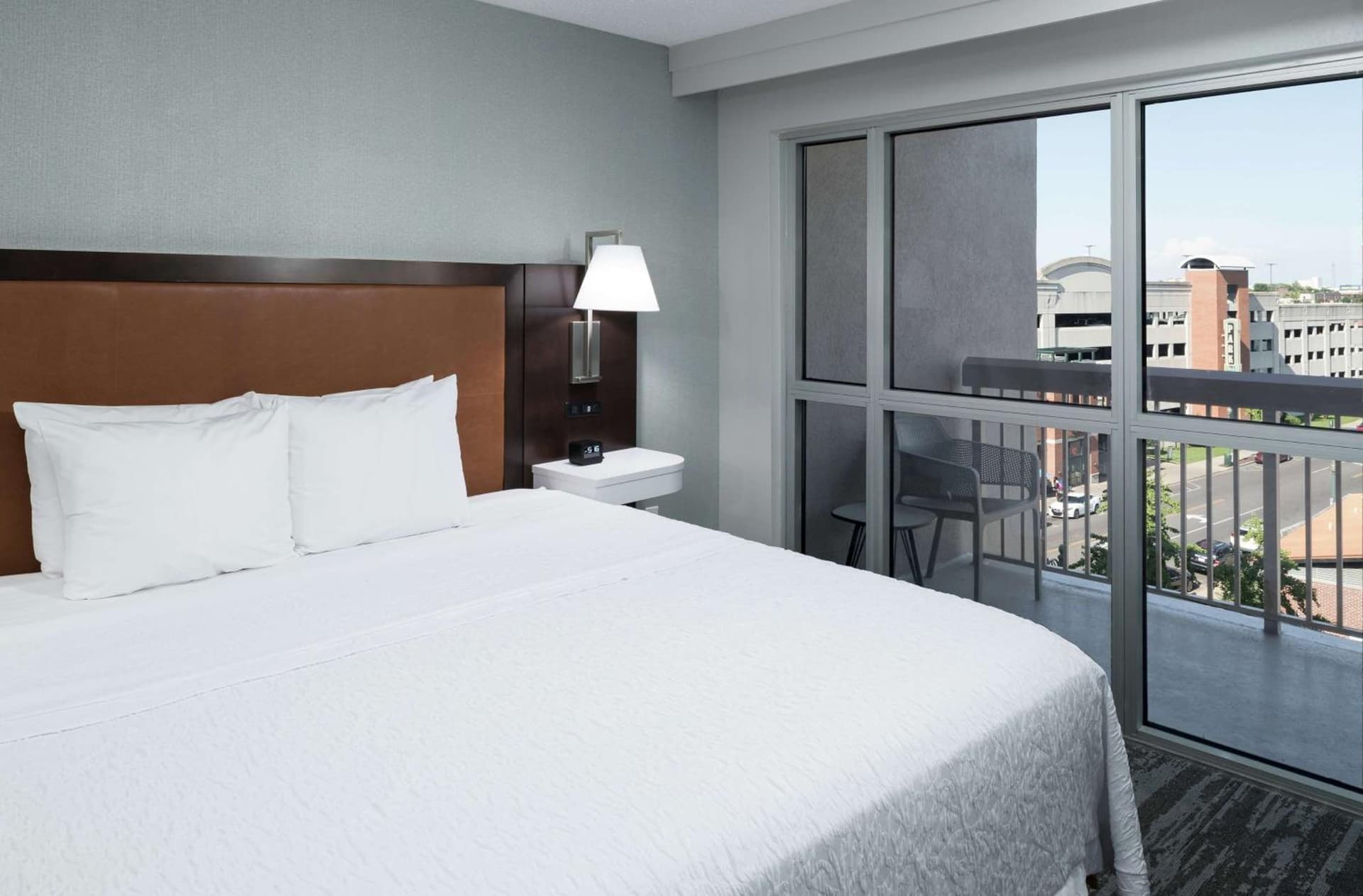 Hampton Inn & Suites Memphis-Beale Street gallery photo in Memphis, TN — image 52