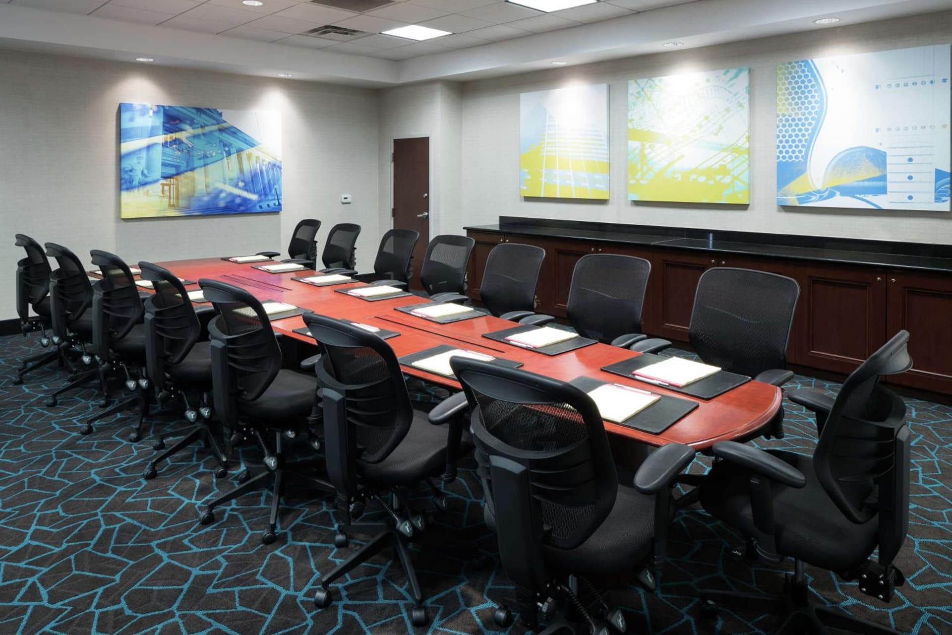 Hampton Inn & Suites Memphis-Beale Street gallery photo in Memphis, TN — image 12