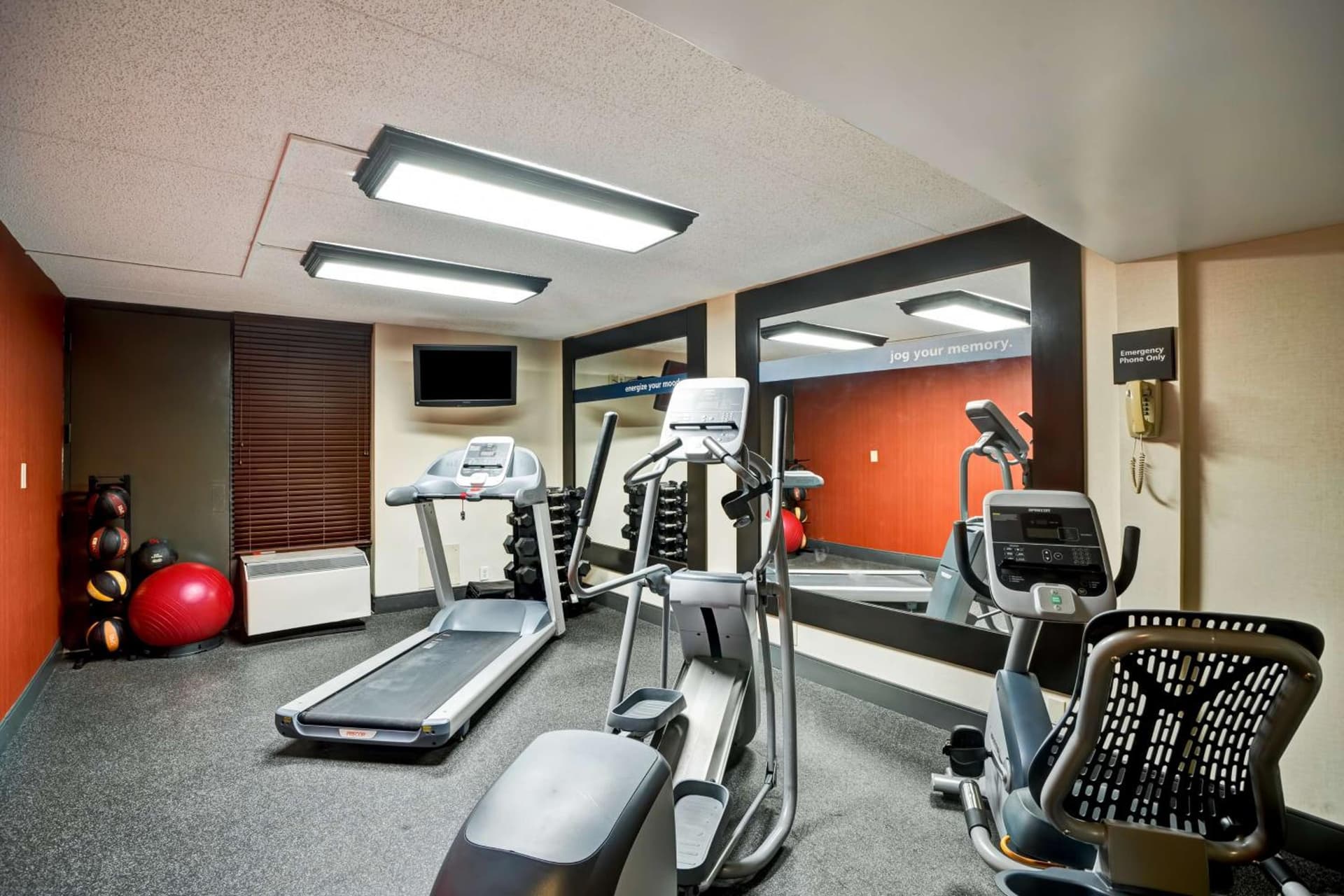 Hampton Inn Norfolk-Naval Base gallery photo in Norfolk, VA — image 7