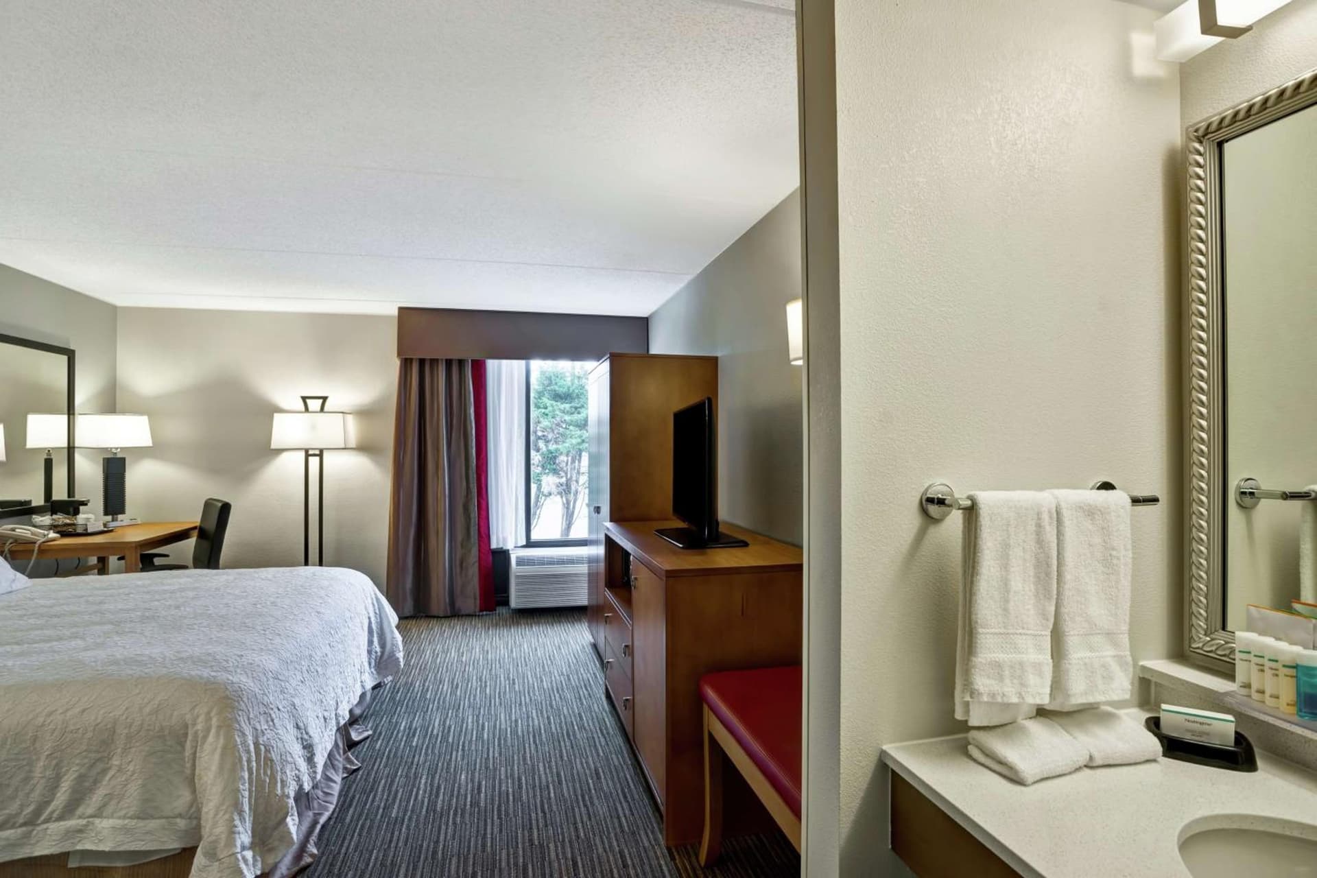 Hampton Inn Norfolk-Naval Base gallery photo in Norfolk, VA — image 28