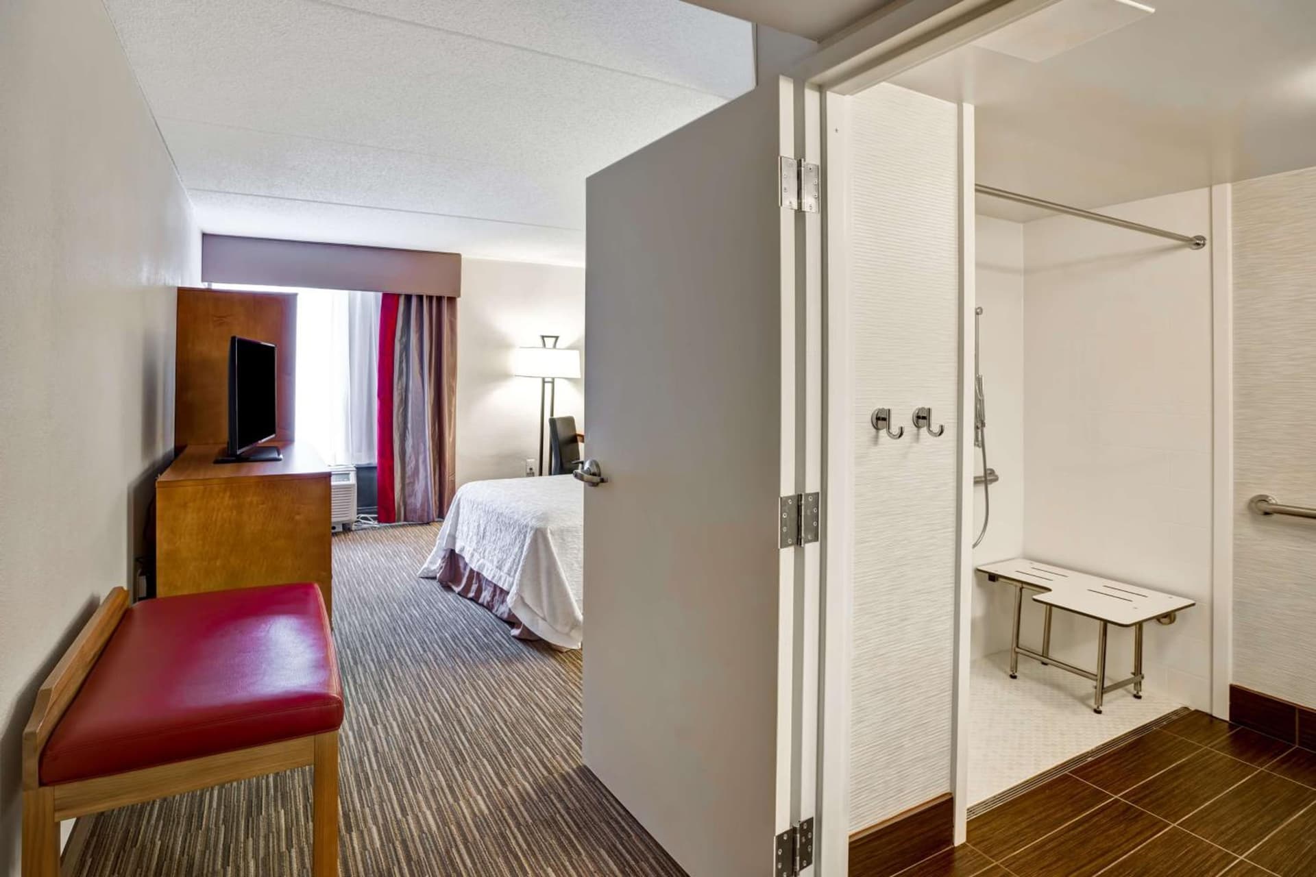 Hampton Inn Norfolk-Naval Base gallery photo in Norfolk, VA — image 11