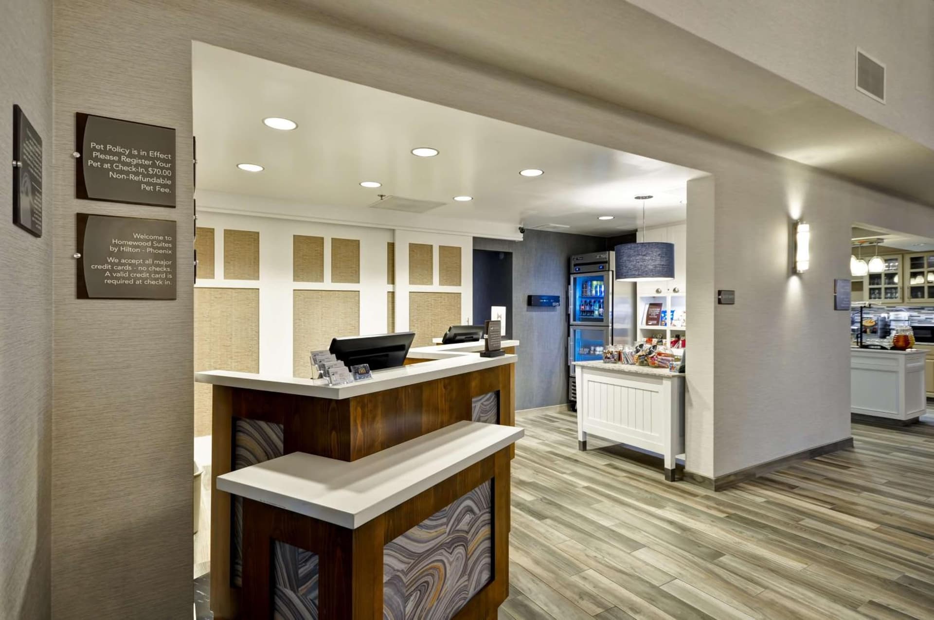 Homewood Suites by Hilton Phoenix-Biltmore interior in Phoenix, AZ — gallery photo 2