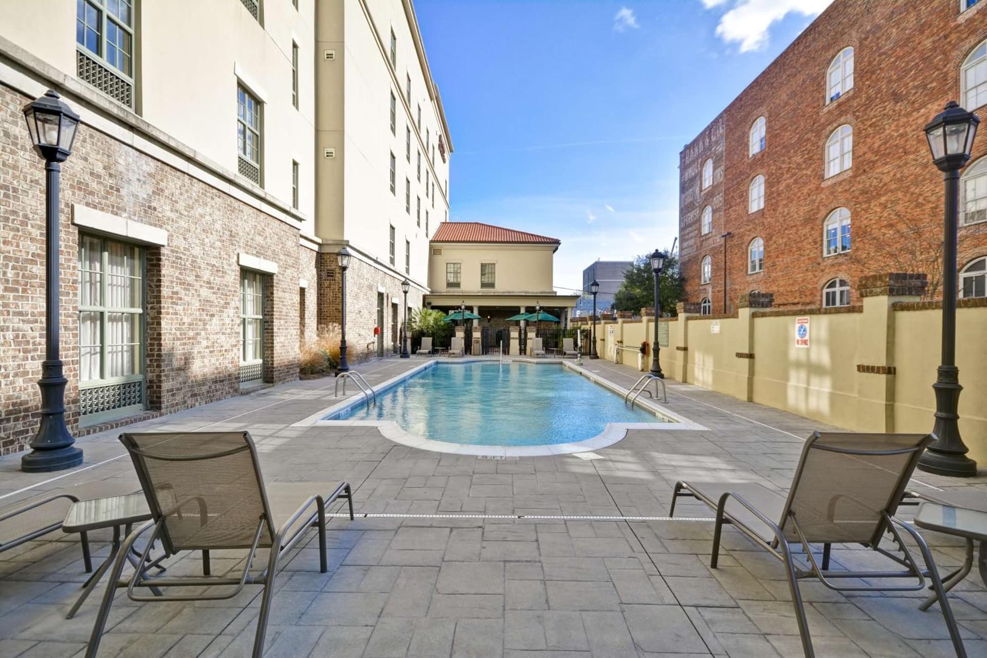 Hampton Inn & Suites Savannah Historic District gallery photo in Savannah, GA — image 34