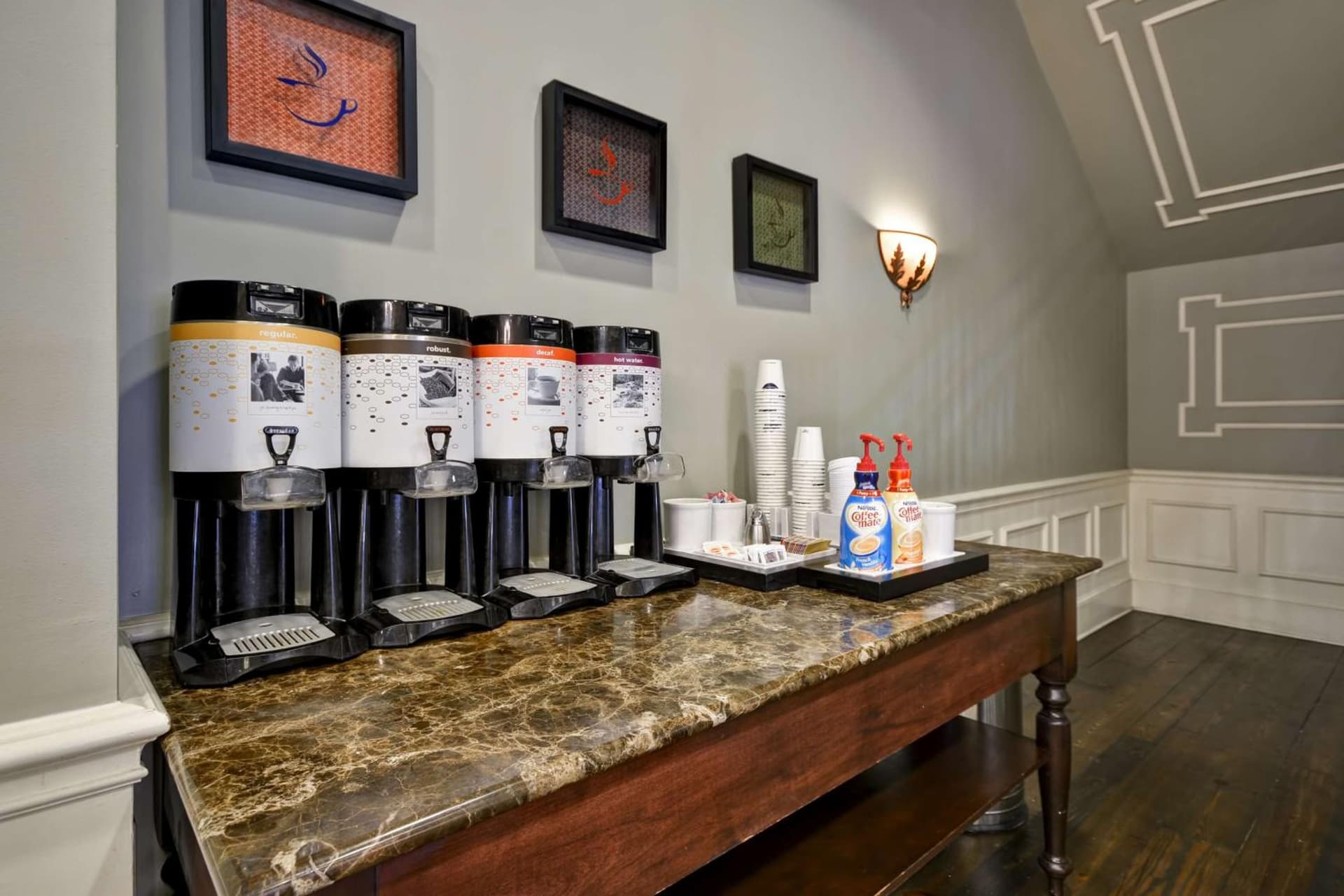 Hampton Inn & Suites Savannah Historic District gallery photo in Savannah, GA — image 30