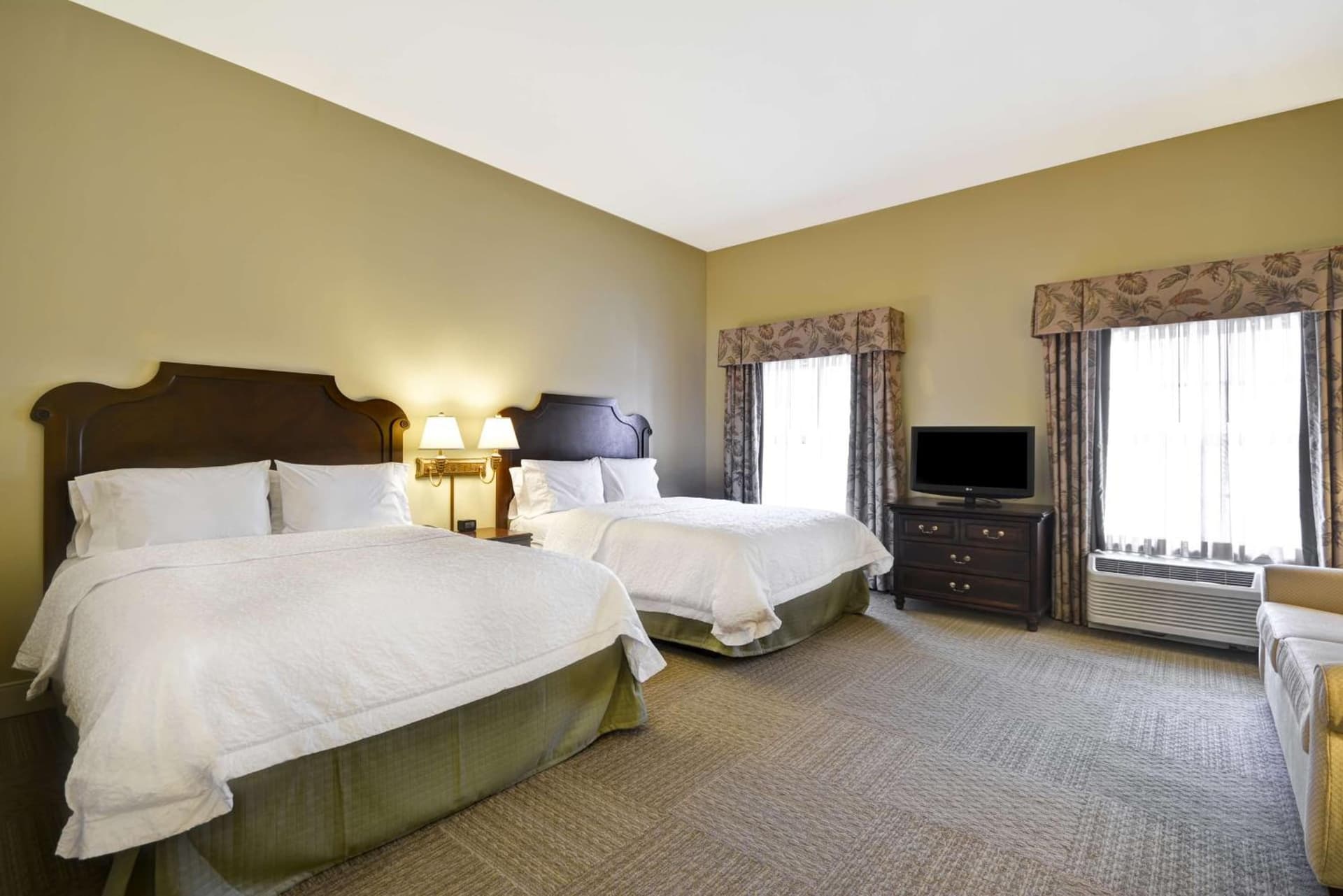 Hampton Inn & Suites Savannah Historic District gallery photo in Savannah, GA — image 41