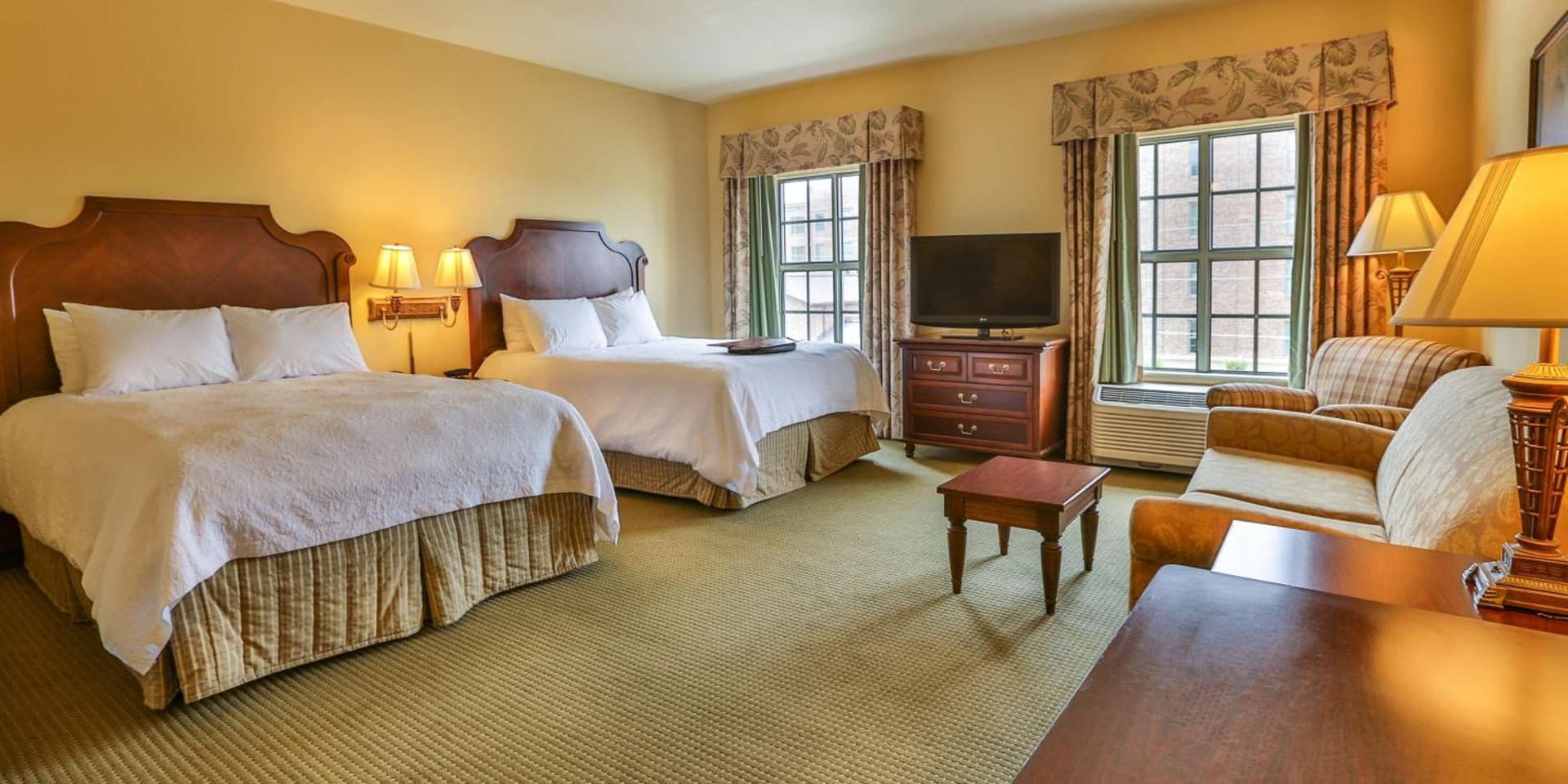 Hampton Inn & Suites Savannah Historic District gallery photo in Savannah, GA — image 40