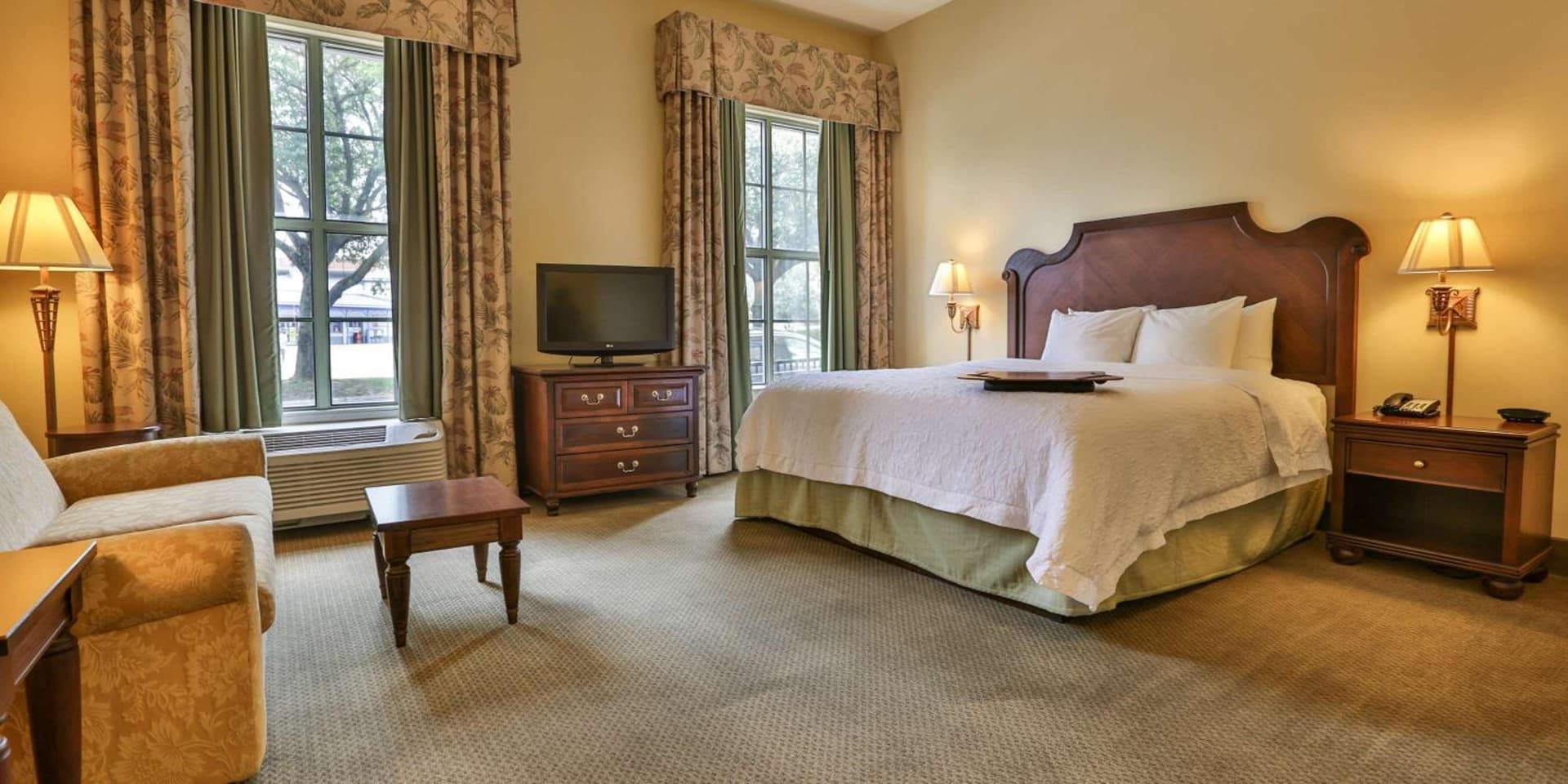Hampton Inn & Suites Savannah Historic District gallery photo in Savannah, GA — image 14