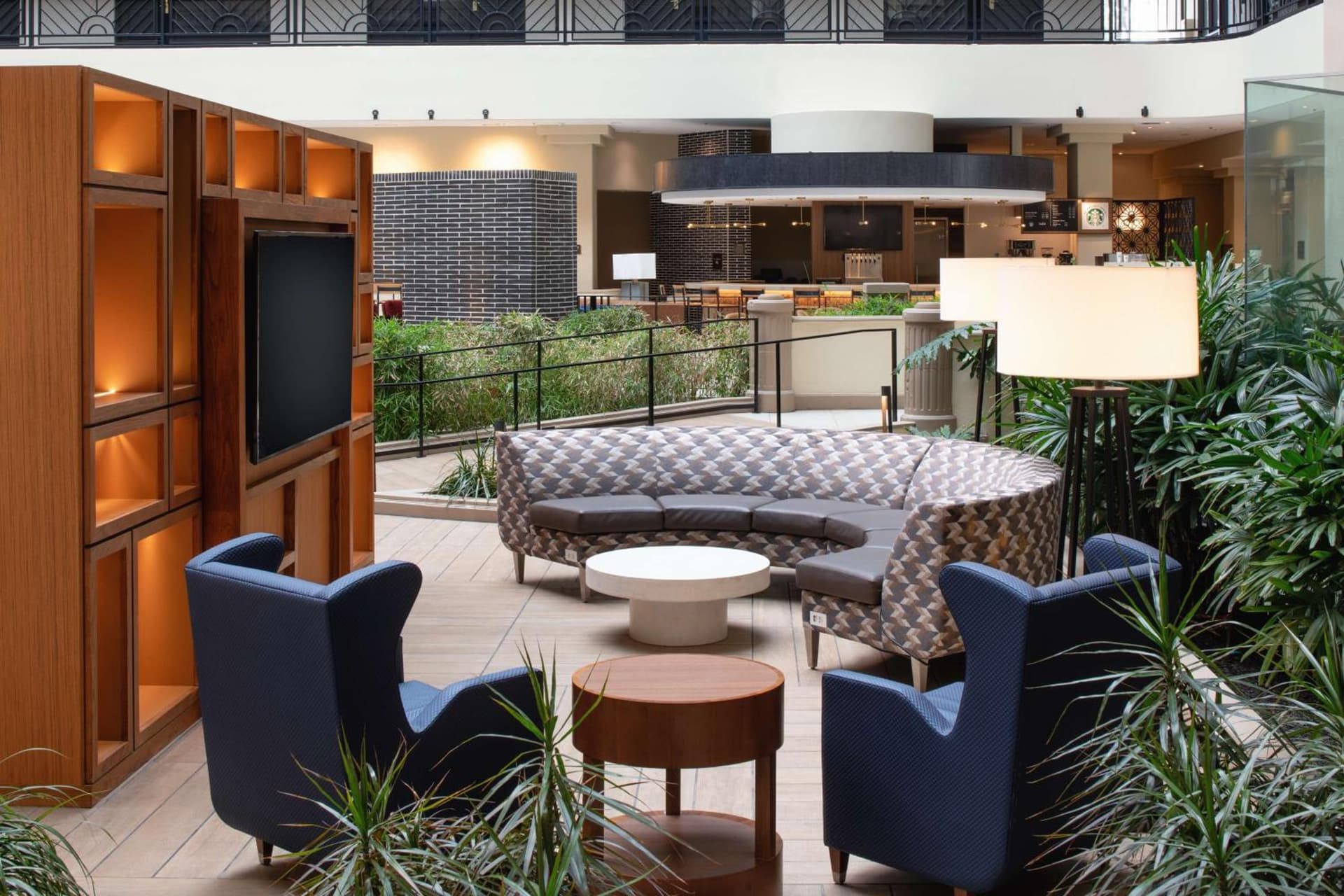 Embassy Suites by Hilton San Francisco Airport Oyster Point gallery photo in South San Francisco, CA — image 10