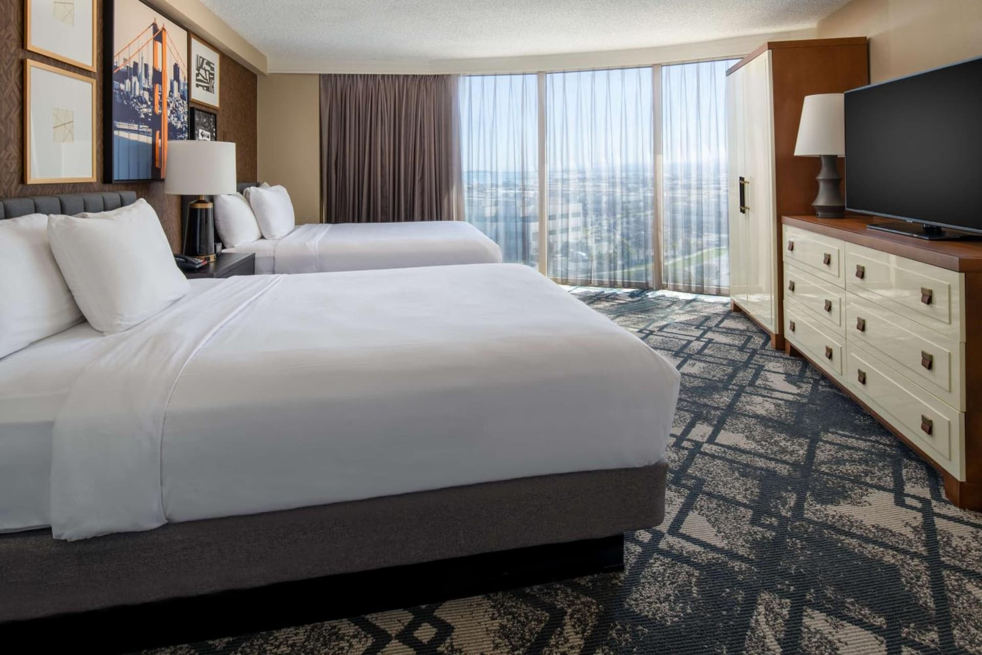 Embassy Suites by Hilton San Francisco Airport Oyster Point gallery photo in South San Francisco, CA — image 12
