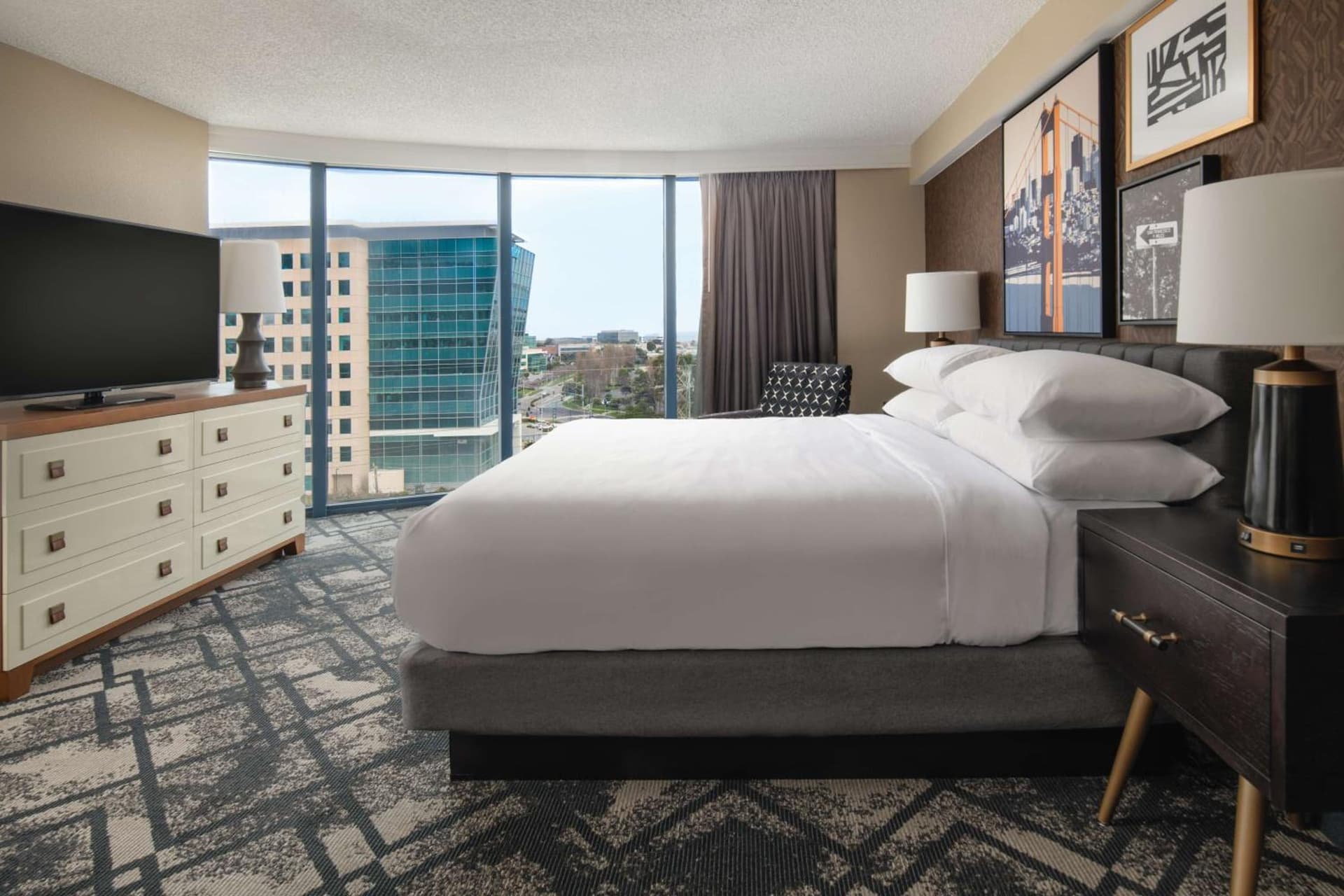 Embassy Suites by Hilton San Francisco Airport Oyster Point gallery photo in South San Francisco, CA — image 37