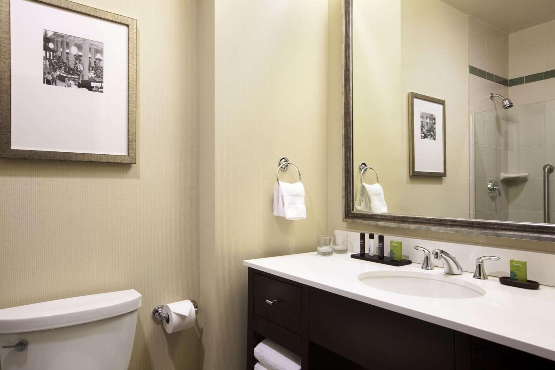 Embassy Suites Saint Louis - Downtown gallery photo in Saint Louis, MO — image 31