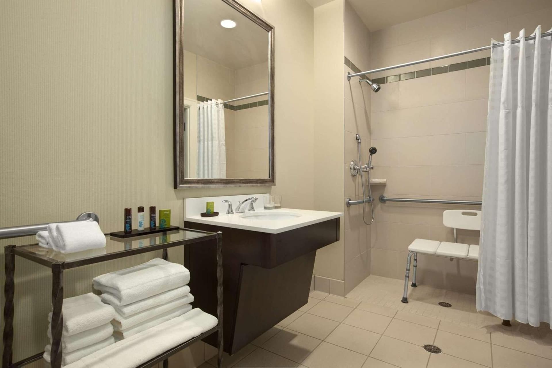 Embassy Suites Saint Louis - Downtown gallery photo in Saint Louis, MO — image 15