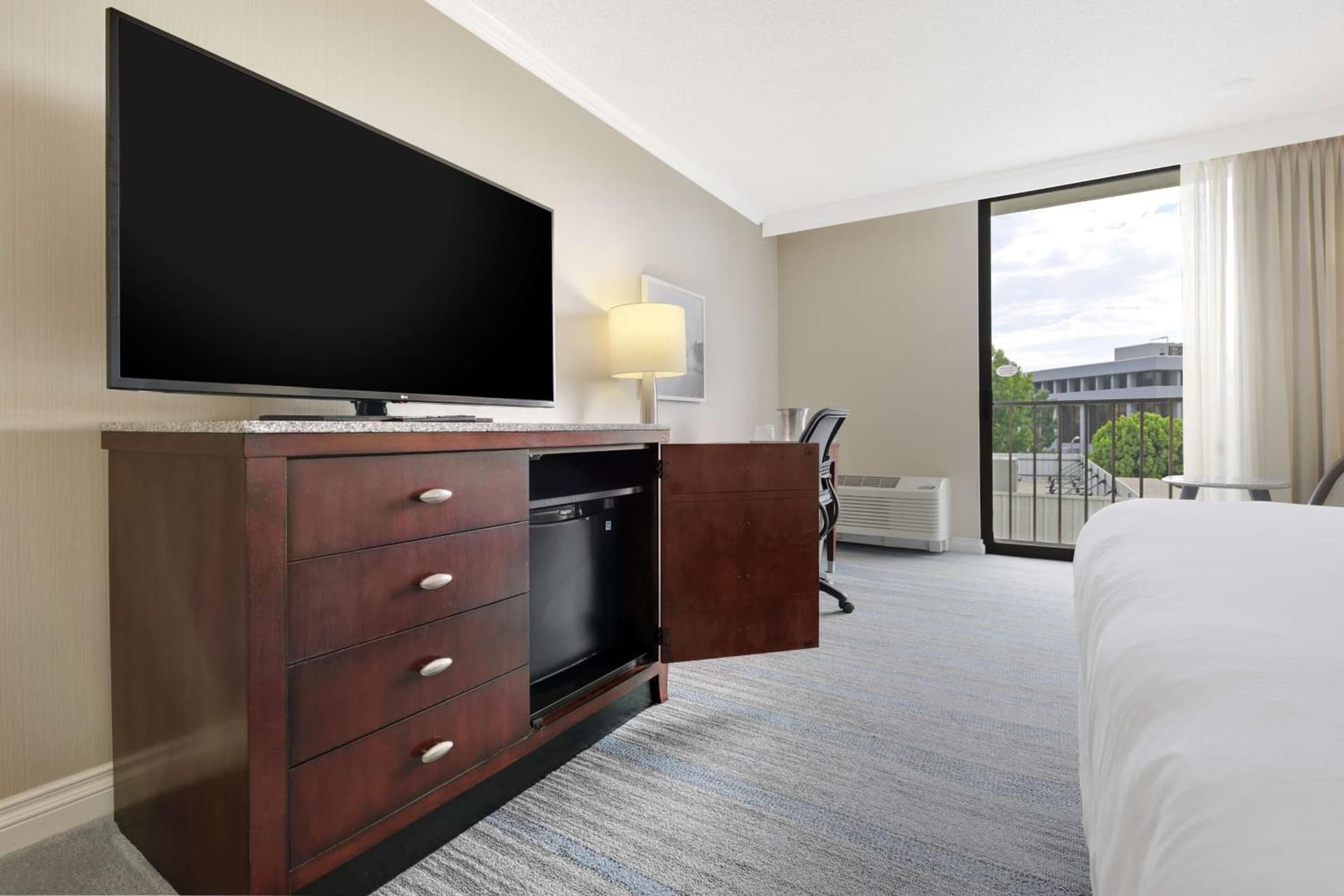 Hilton Irvine/Orange County Airport gallery photo in Irvine, CA — image 37