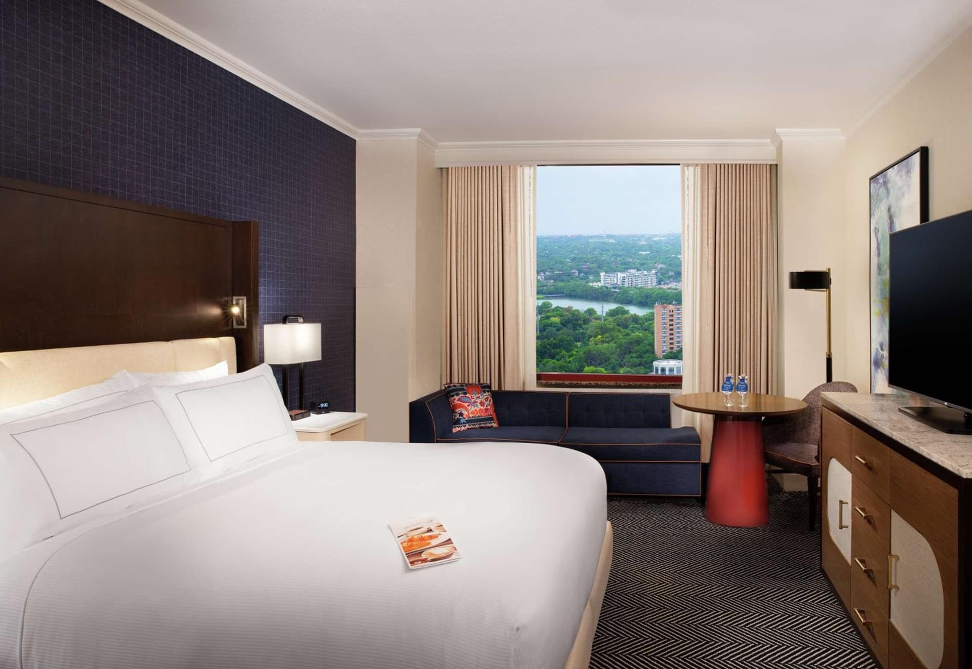 Hilton Austin property views in Austin, TX — gallery photo 3