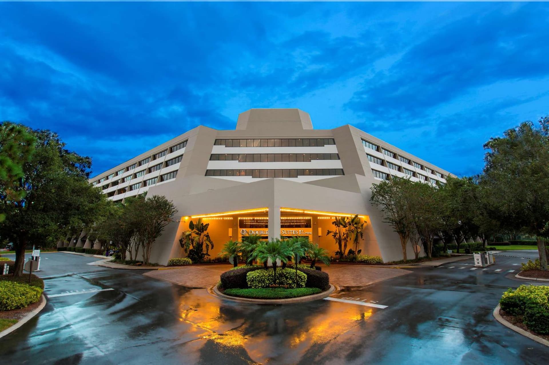 DoubleTree Suites by Hilton Orlando at Disney Springs featured exterior or lobby in Orlando, FL — similar hotel