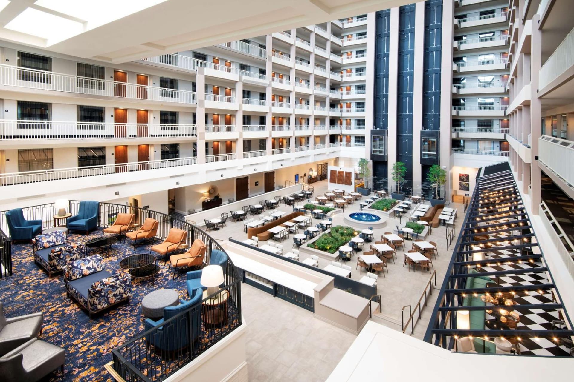 Embassy Suites by Hilton Atlanta Buckhead interior in Atlanta, GA — gallery photo 2