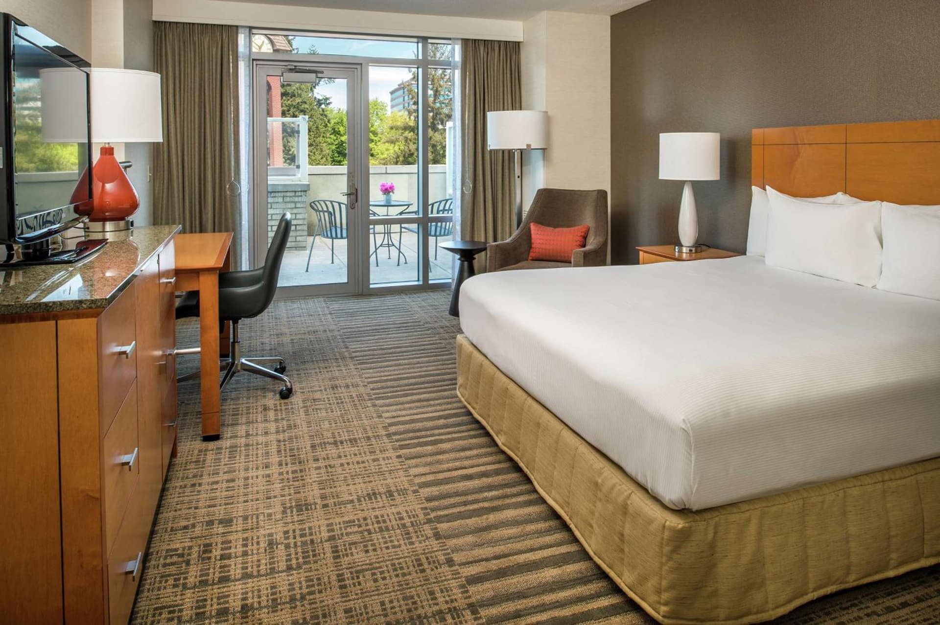 Hilton Vancouver Washington gallery photo in Vancouver, WA — image 80