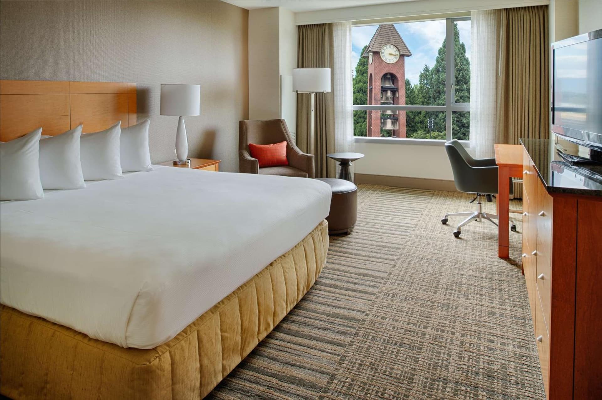 Hilton Vancouver Washington interior in Vancouver, WA — gallery photo 2
