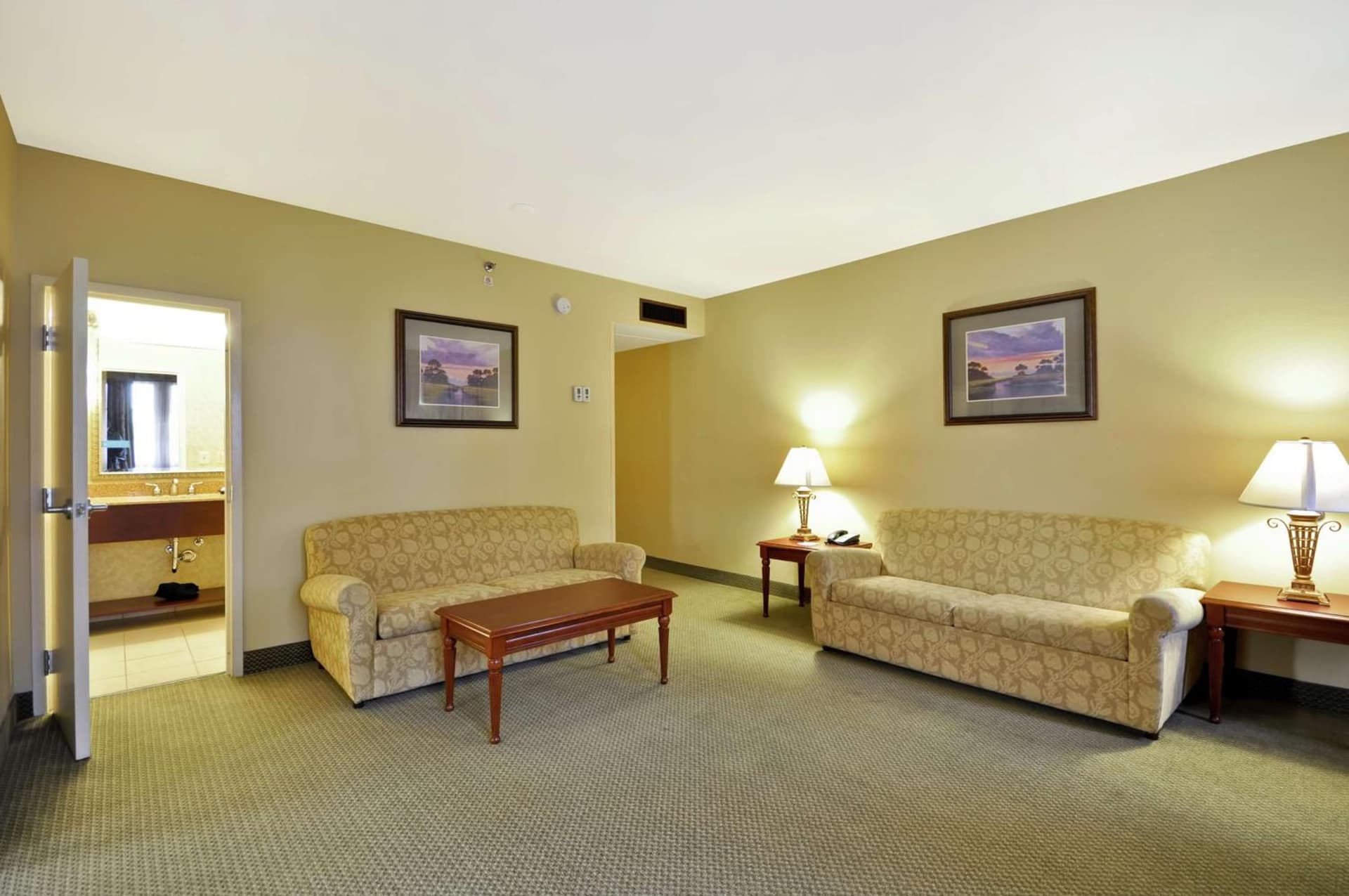 Hampton Inn Charleston-Historic District gallery photo in Charleston, SC — image 34