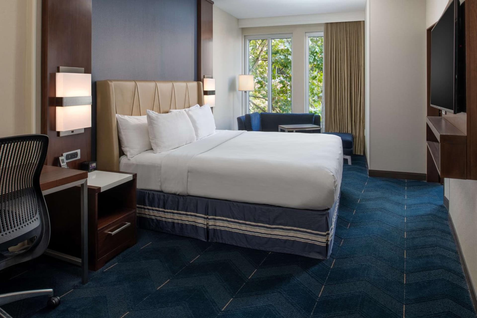 Embassy Suites By Hilton Seattle Downtown Pioneer Square gallery photo in Seattle, WA — image 54