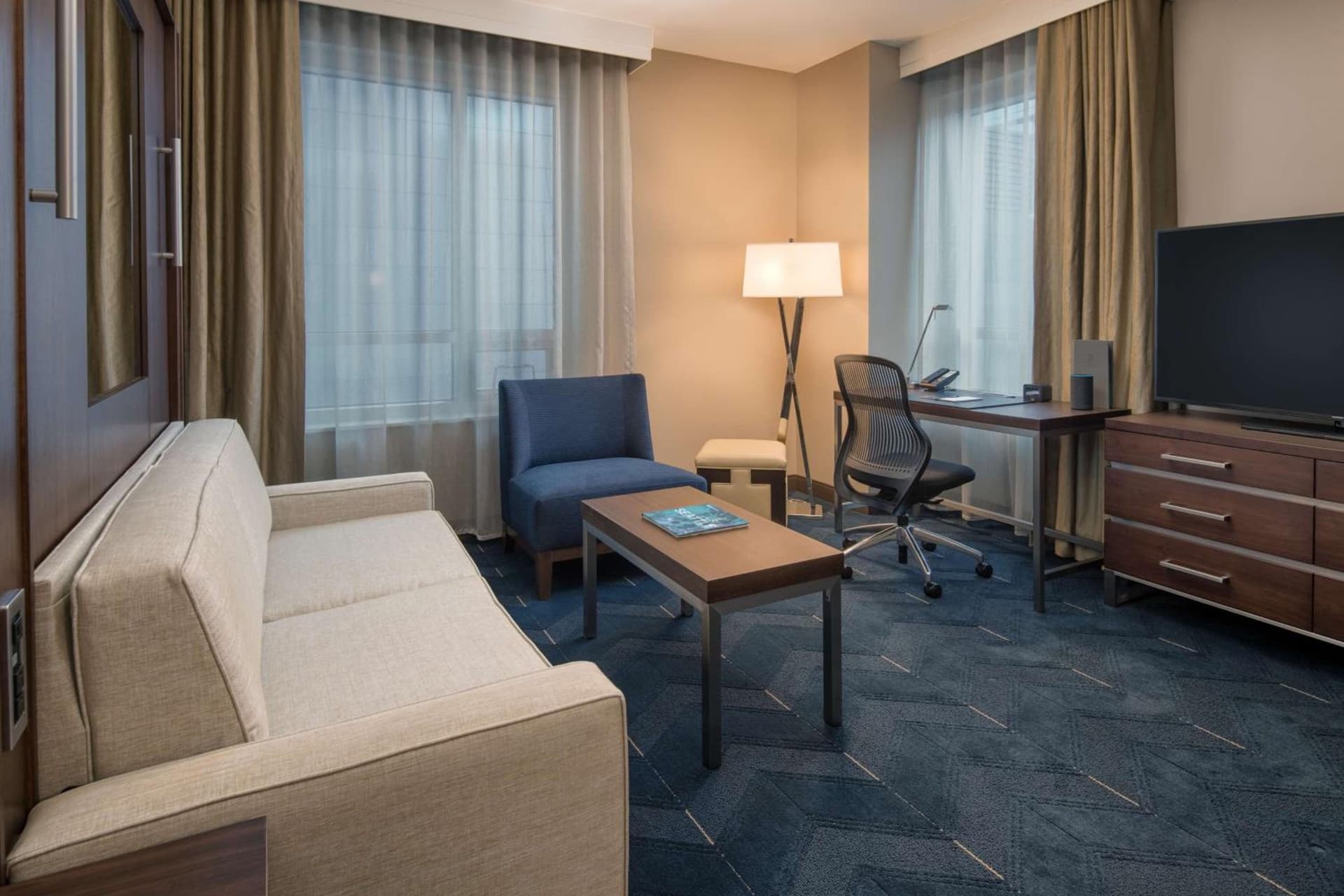 Embassy Suites By Hilton Seattle Downtown Pioneer Square gallery photo in Seattle, WA — image 61