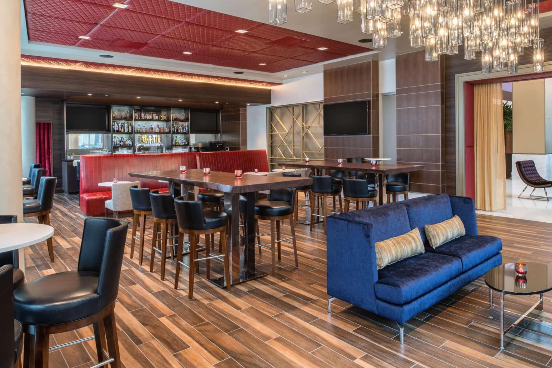 Embassy Suites By Hilton Seattle Downtown Pioneer Square gallery photo in Seattle, WA — image 9