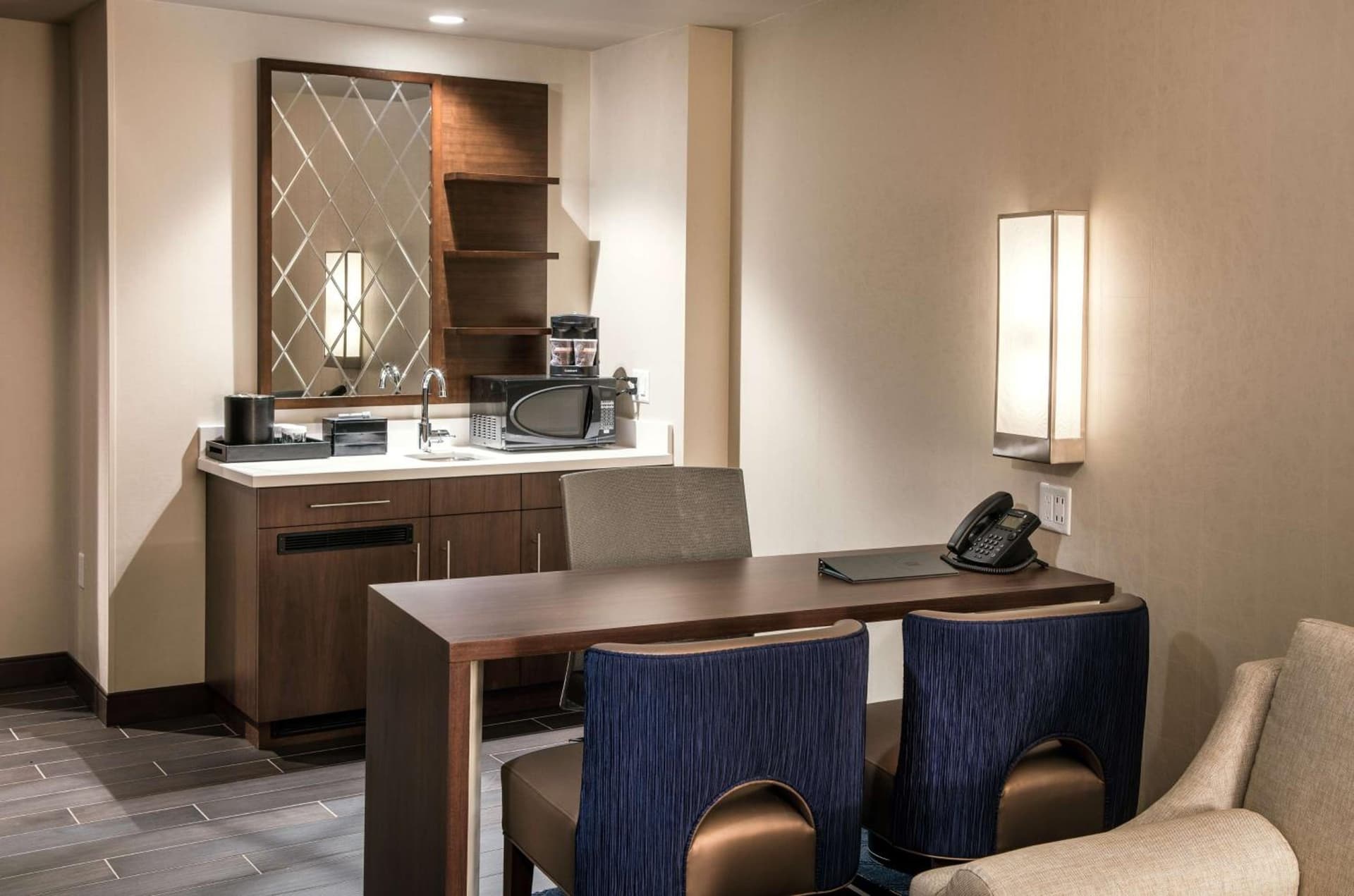 Embassy Suites By Hilton Seattle Downtown Pioneer Square gallery photo in Seattle, WA — image 50