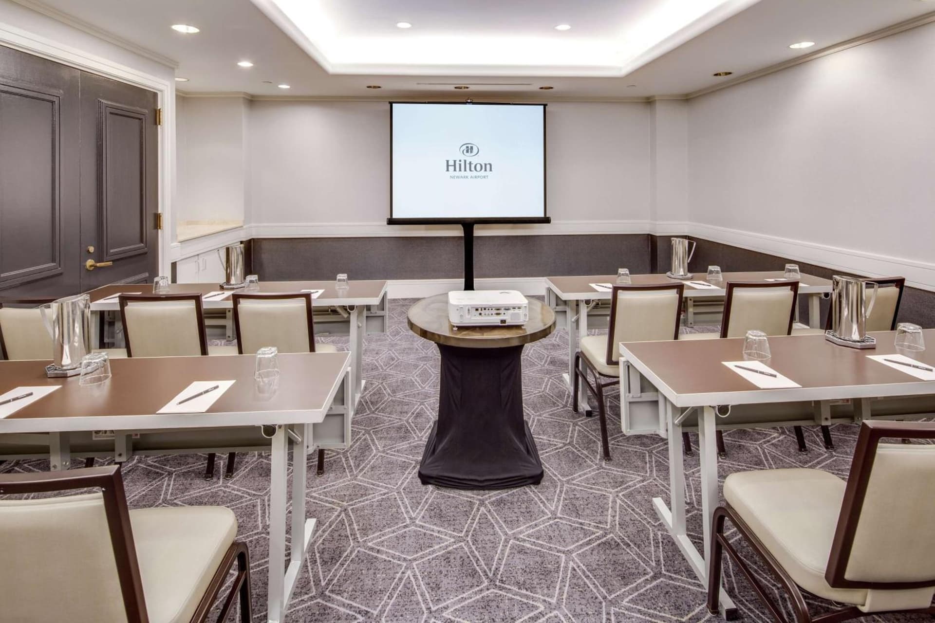 Hilton Newark Airport gallery photo in Elizabeth, NJ — image 32