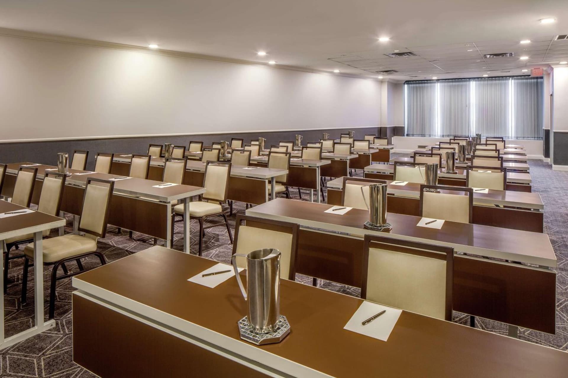 Hilton Newark Airport gallery photo in Elizabeth, NJ — image 23