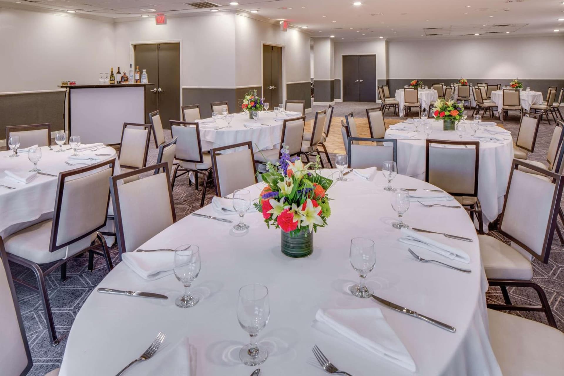 Hilton Newark Airport gallery photo in Elizabeth, NJ — image 31