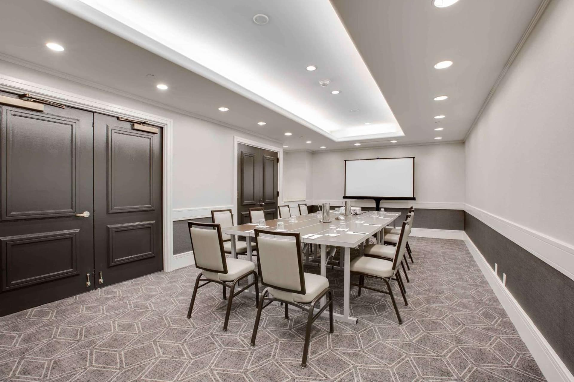 Hilton Newark Airport gallery photo in Elizabeth, NJ — image 13