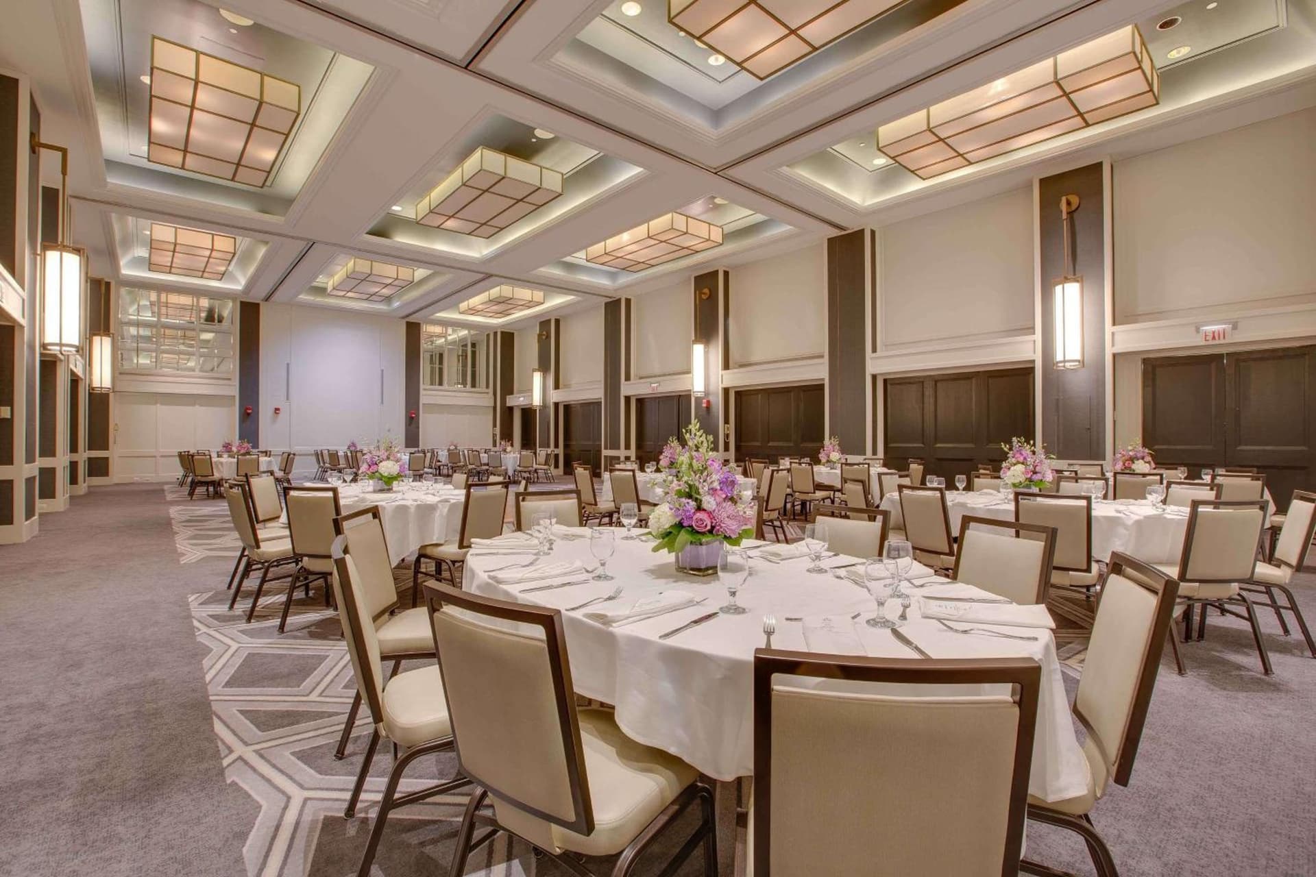 Hilton Newark Airport gallery photo in Elizabeth, NJ — image 38
