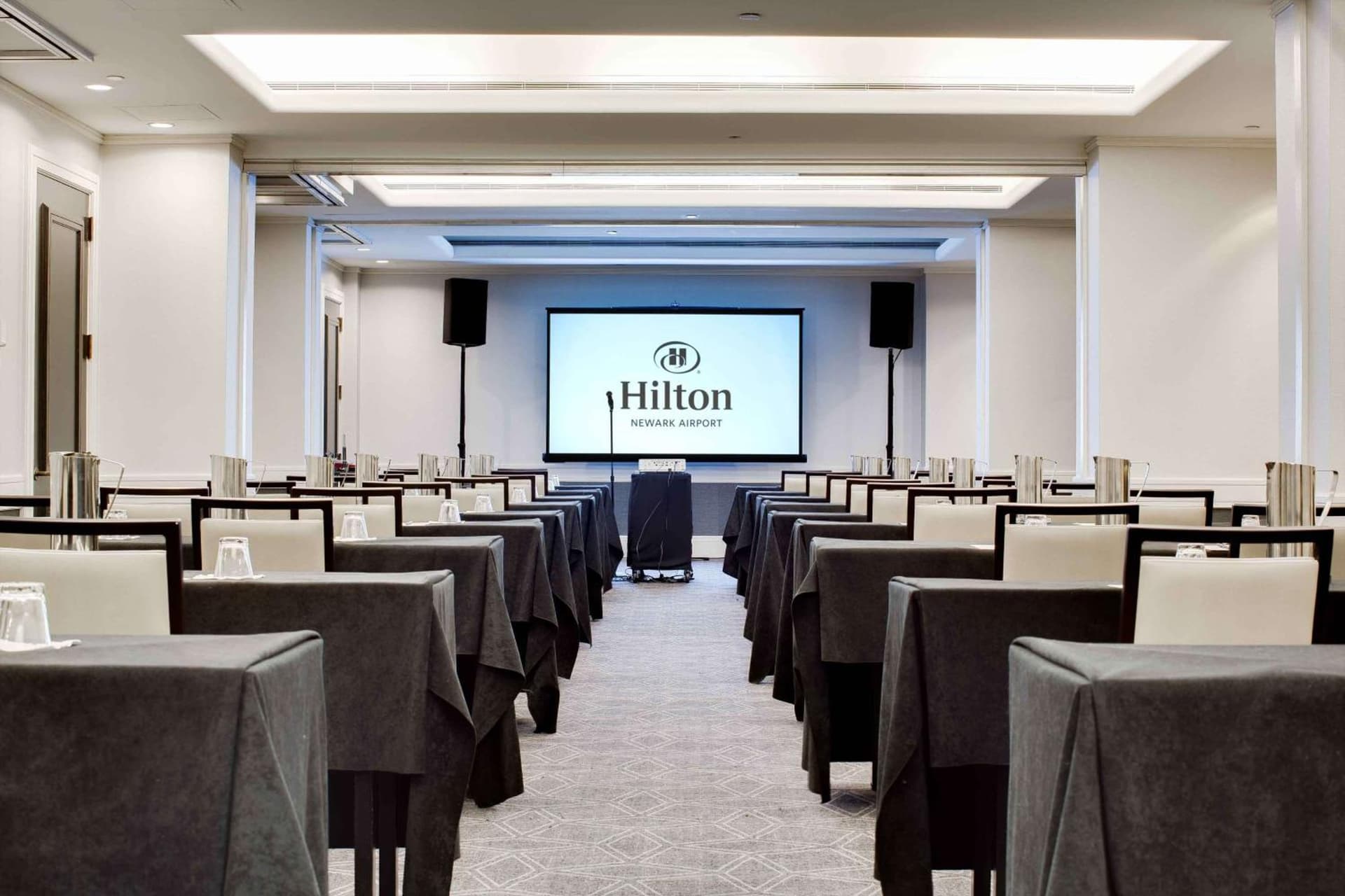 Hilton Newark Airport gallery photo in Elizabeth, NJ — image 21