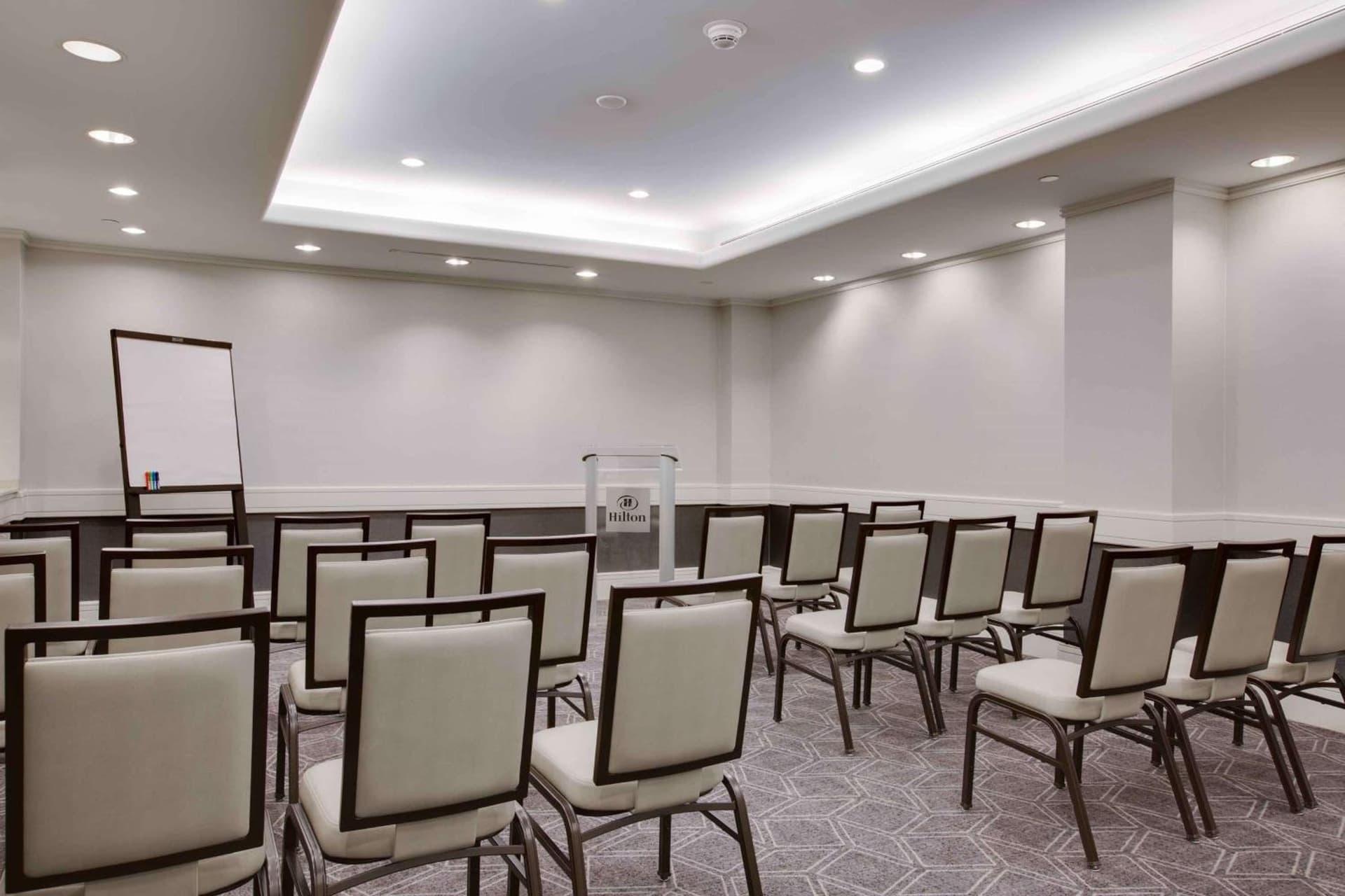 Hilton Newark Airport gallery photo in Elizabeth, NJ — image 43