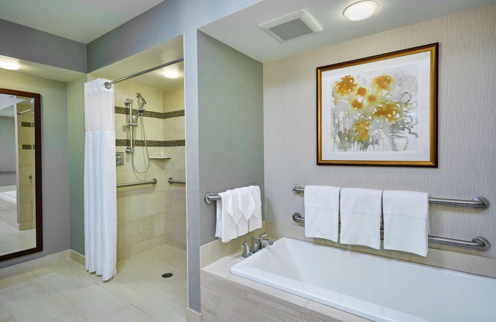 DoubleTree by Hilton Washington DC – Crystal City gallery photo in Arlington, VA — image 29
