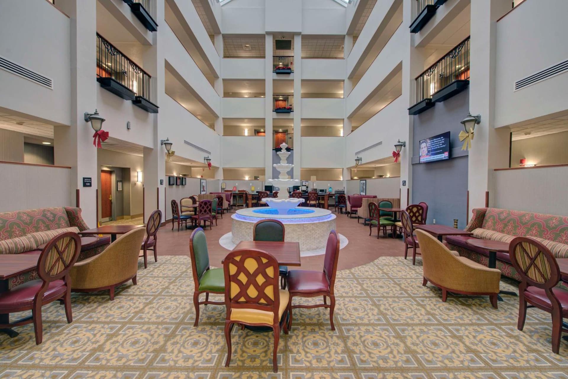 Hampton Inn & Suites By Hilton - Rockville Centre gallery photo in Rockville Centre, NY — image 5