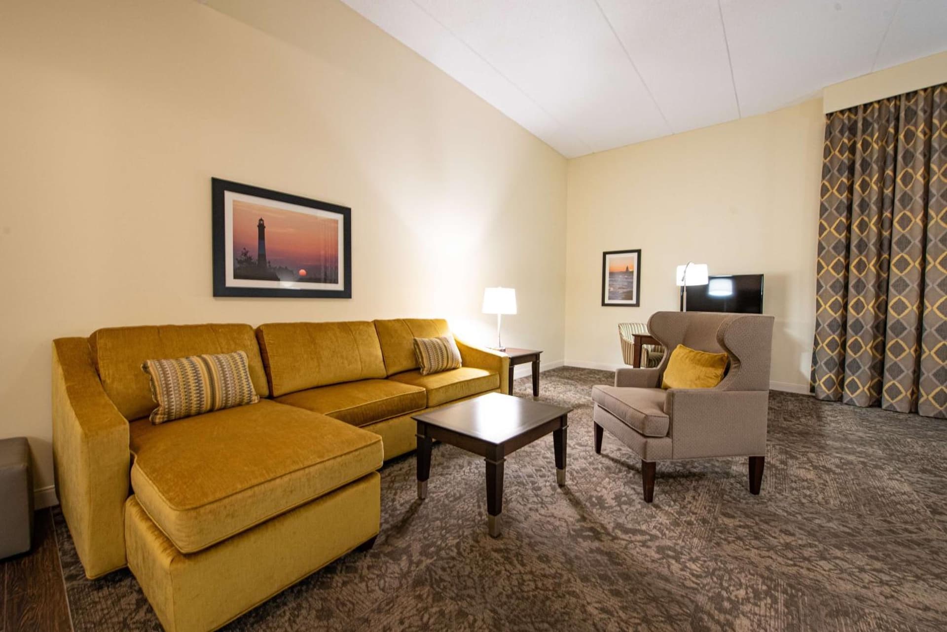 Hampton Inn & Suites By Hilton - Rockville Centre gallery photo in Rockville Centre, NY — image 30