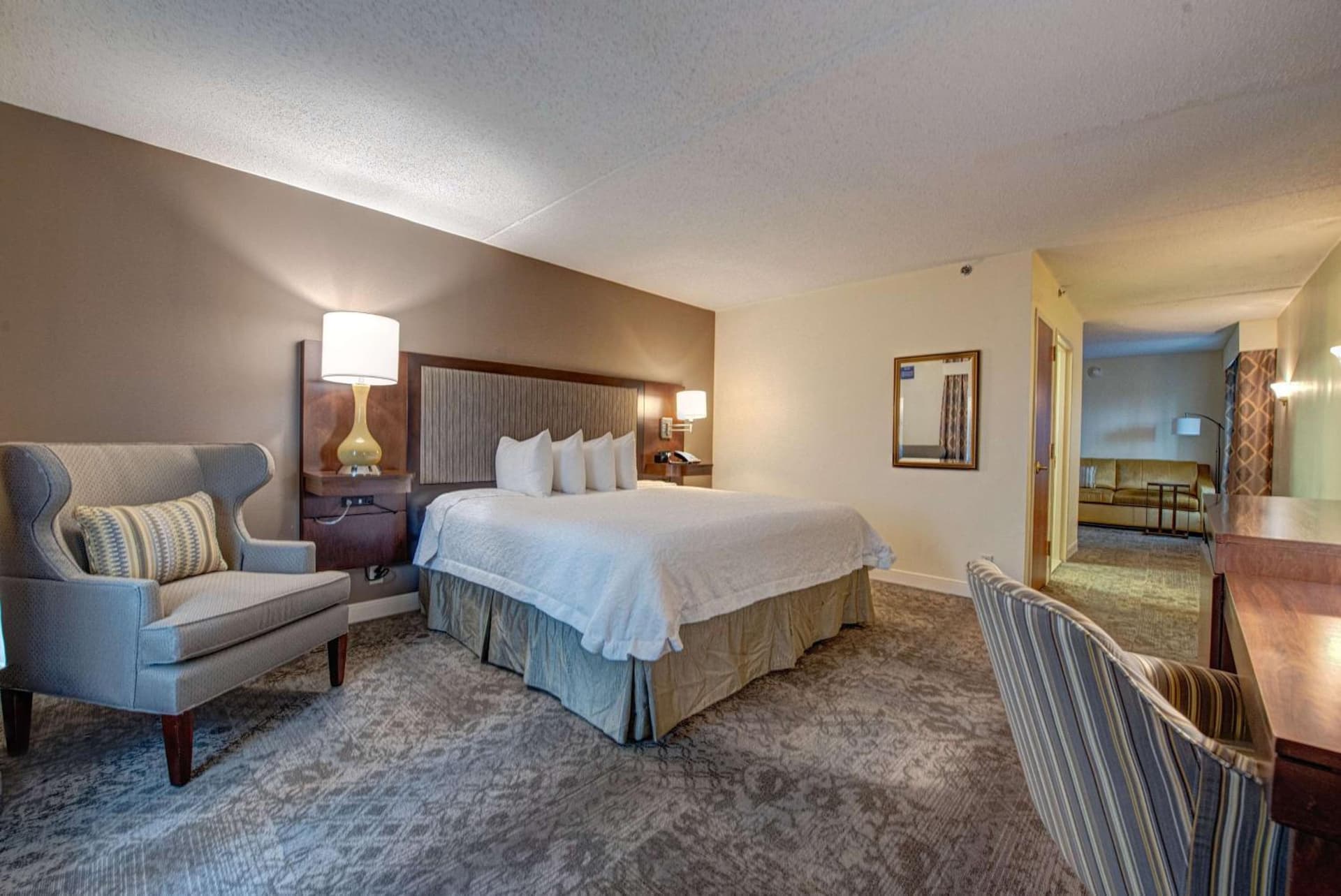 Hampton Inn & Suites By Hilton - Rockville Centre gallery photo in Rockville Centre, NY — image 71