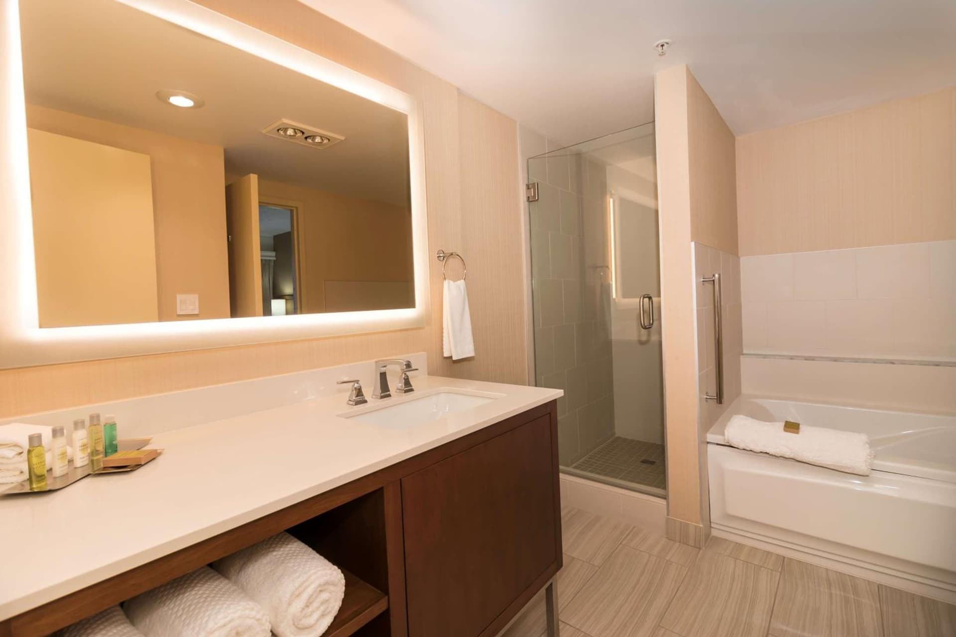 DoubleTree by Hilton Spokane City Center gallery photo in Spokane, WA — image 58