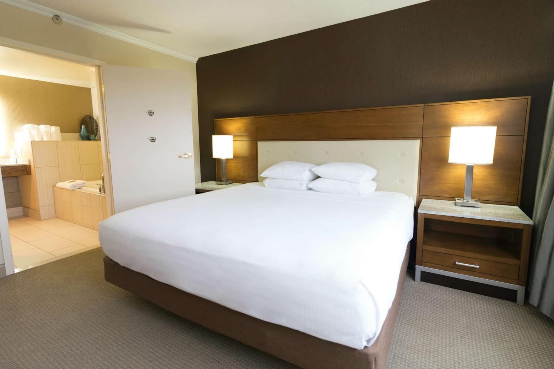 DoubleTree by Hilton Spokane City Center gallery photo in Spokane, WA — image 31