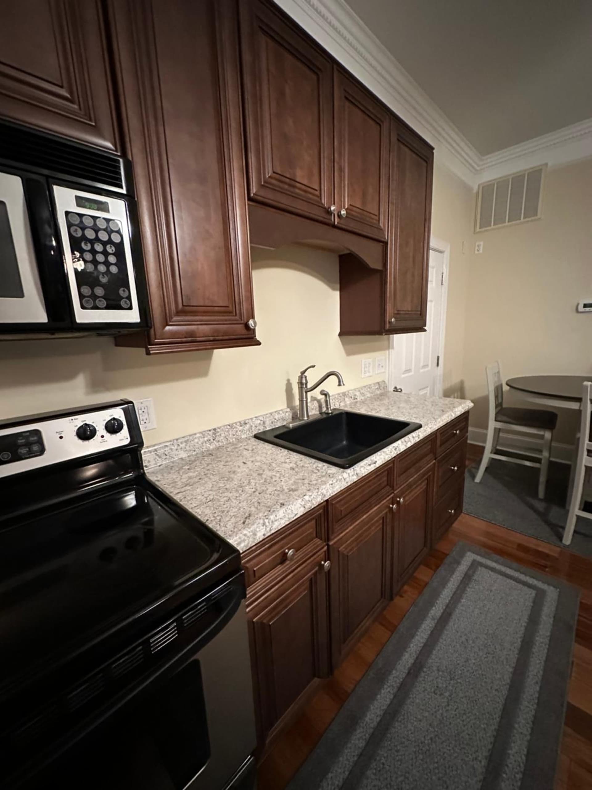 MooreField Suites Greensboro East gallery photo in McLeansville, NC — image 9