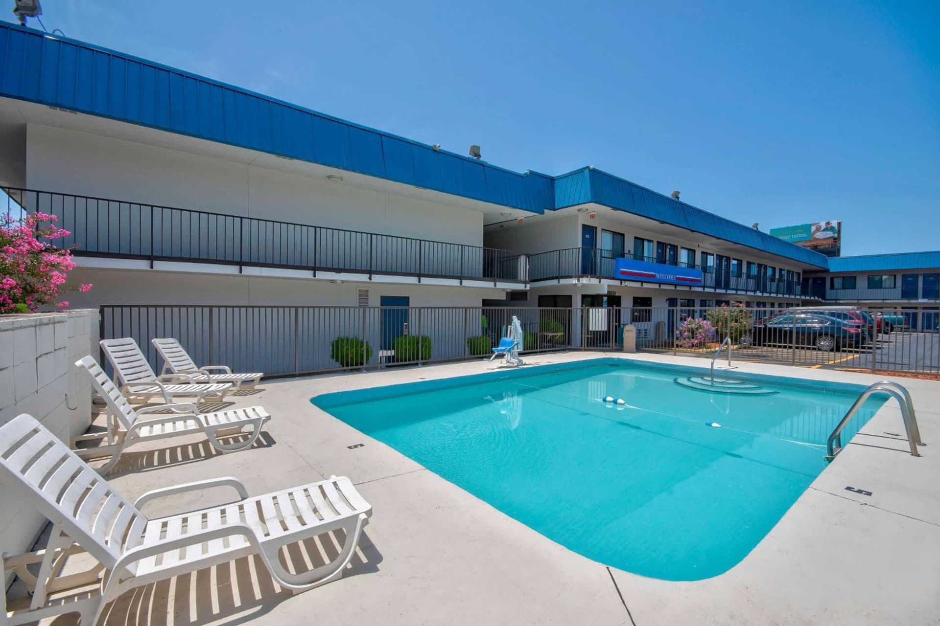 Motel 6-Russellville, AR interior in Russellville, AR — gallery photo 2