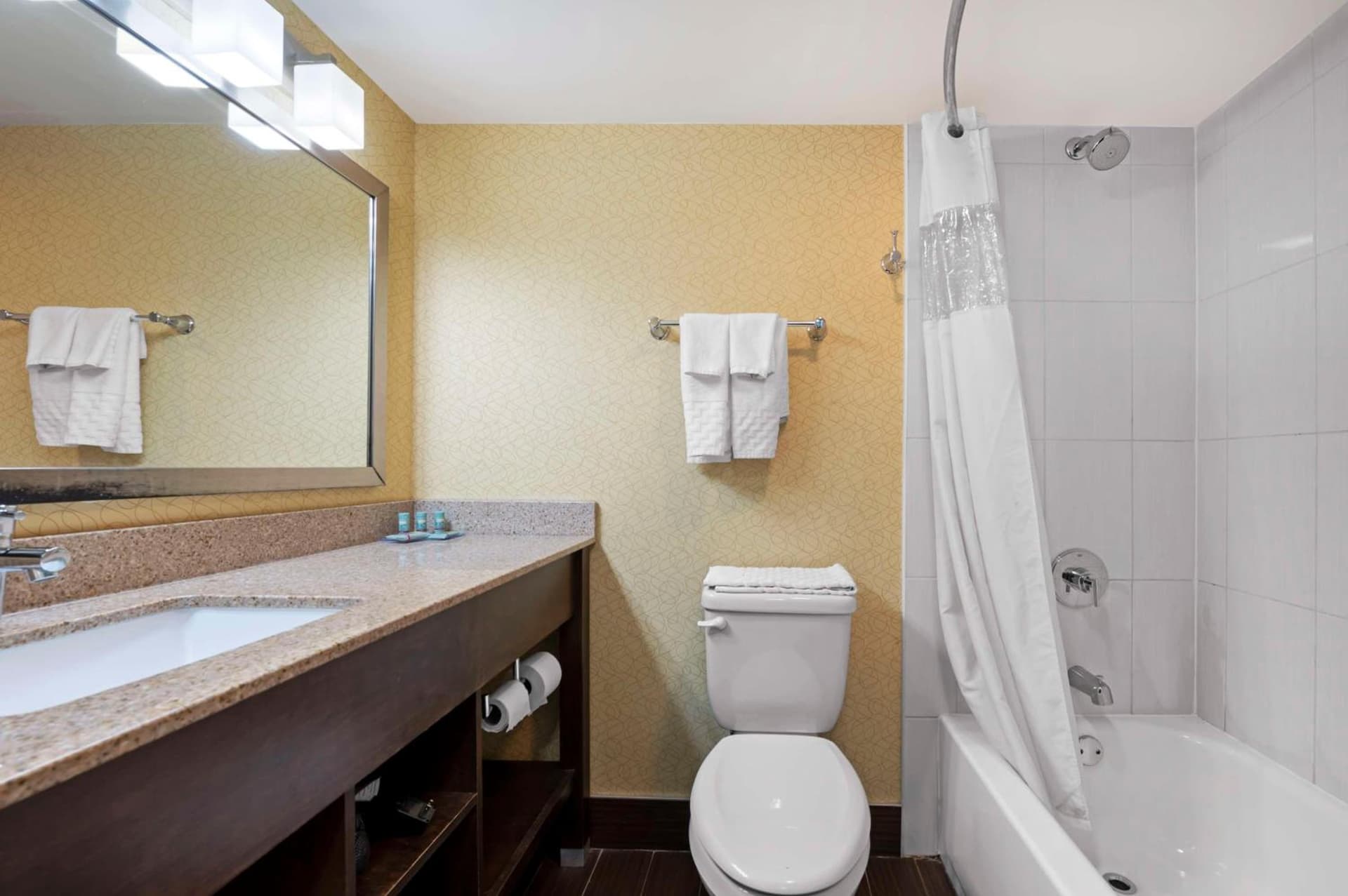 Best Western University Inn at Valparaiso gallery photo in Valparaiso, IN — image 16
